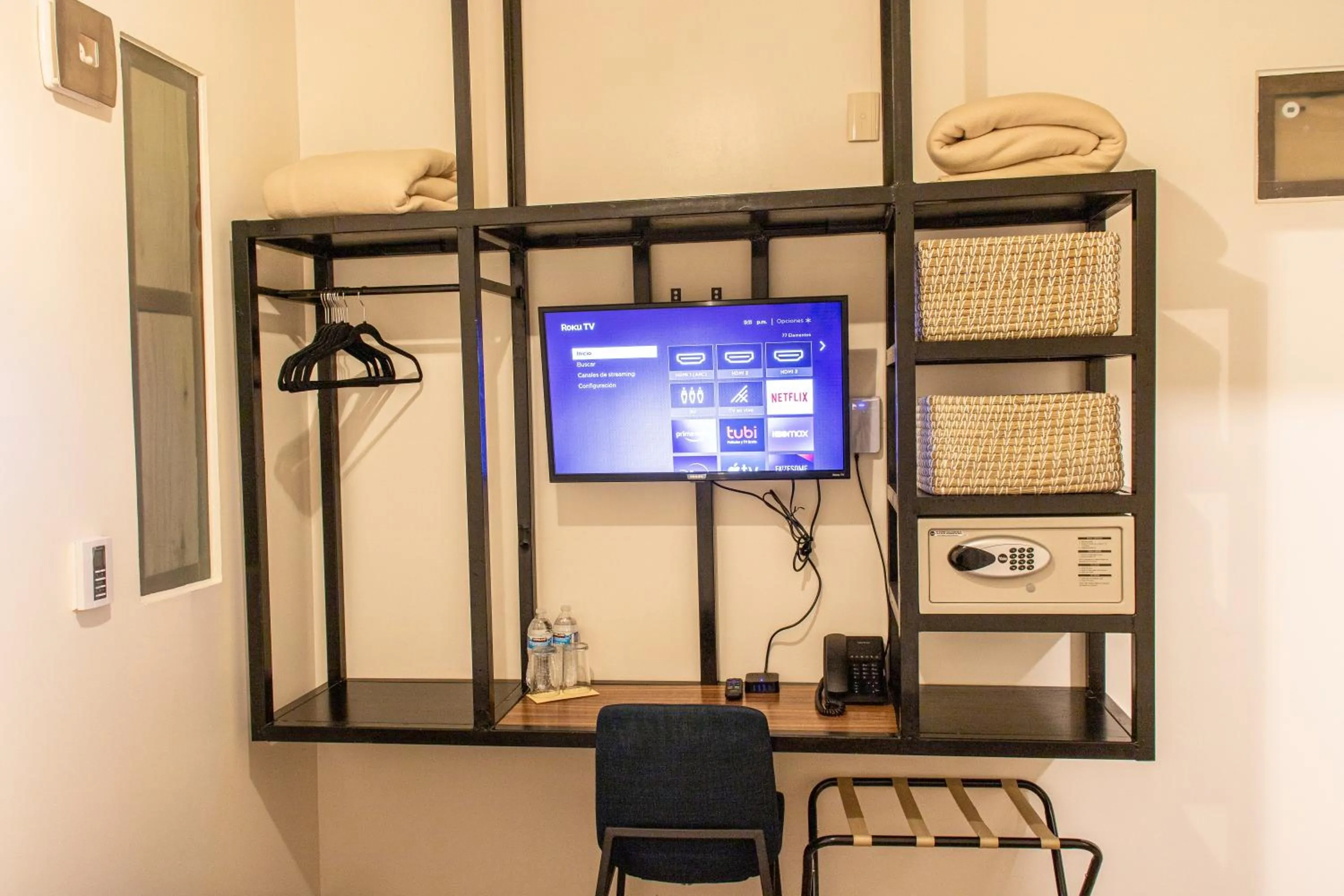 Joint Boutique Hotel