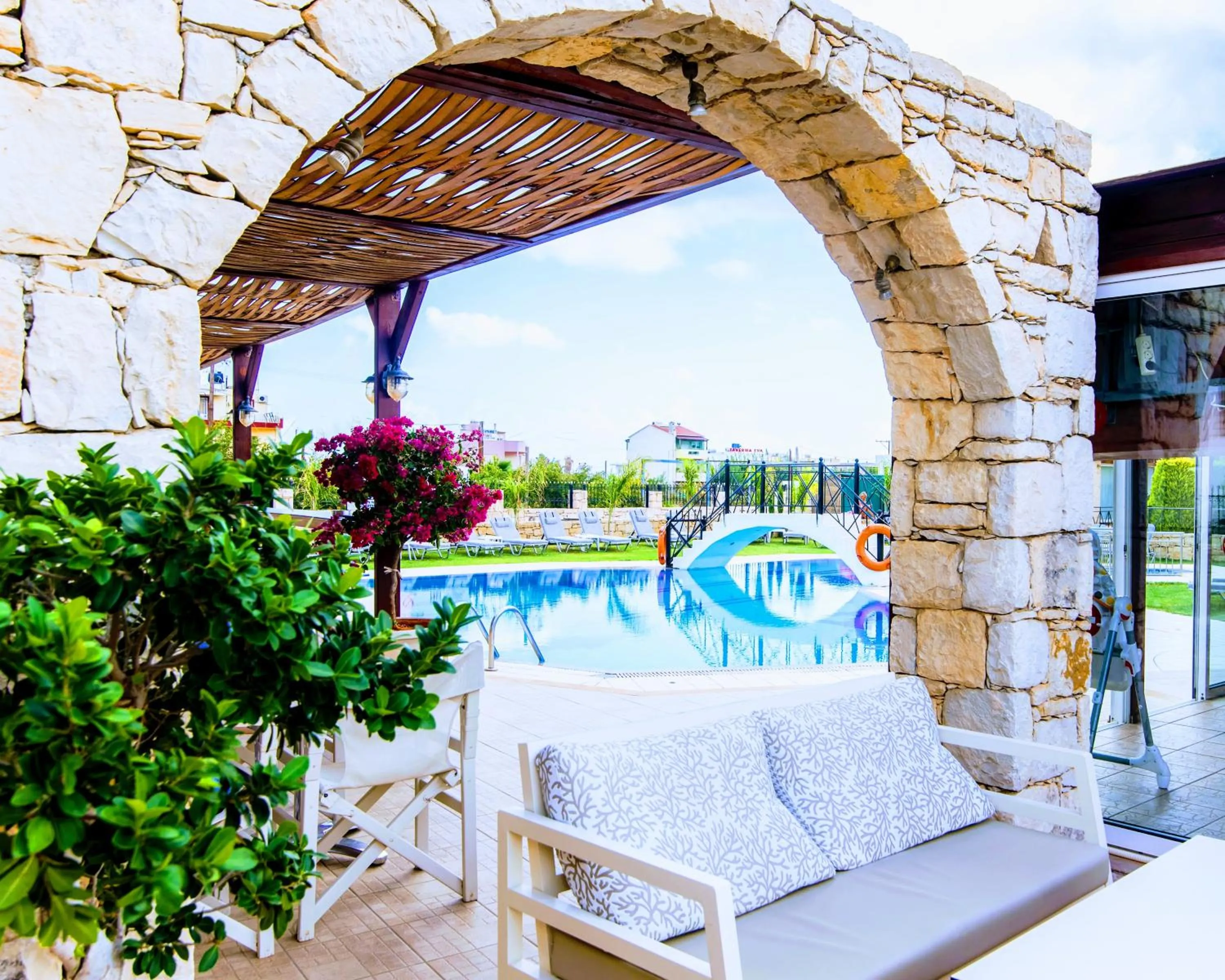 Lounge or bar in Yiannis Manos Hotel Resort