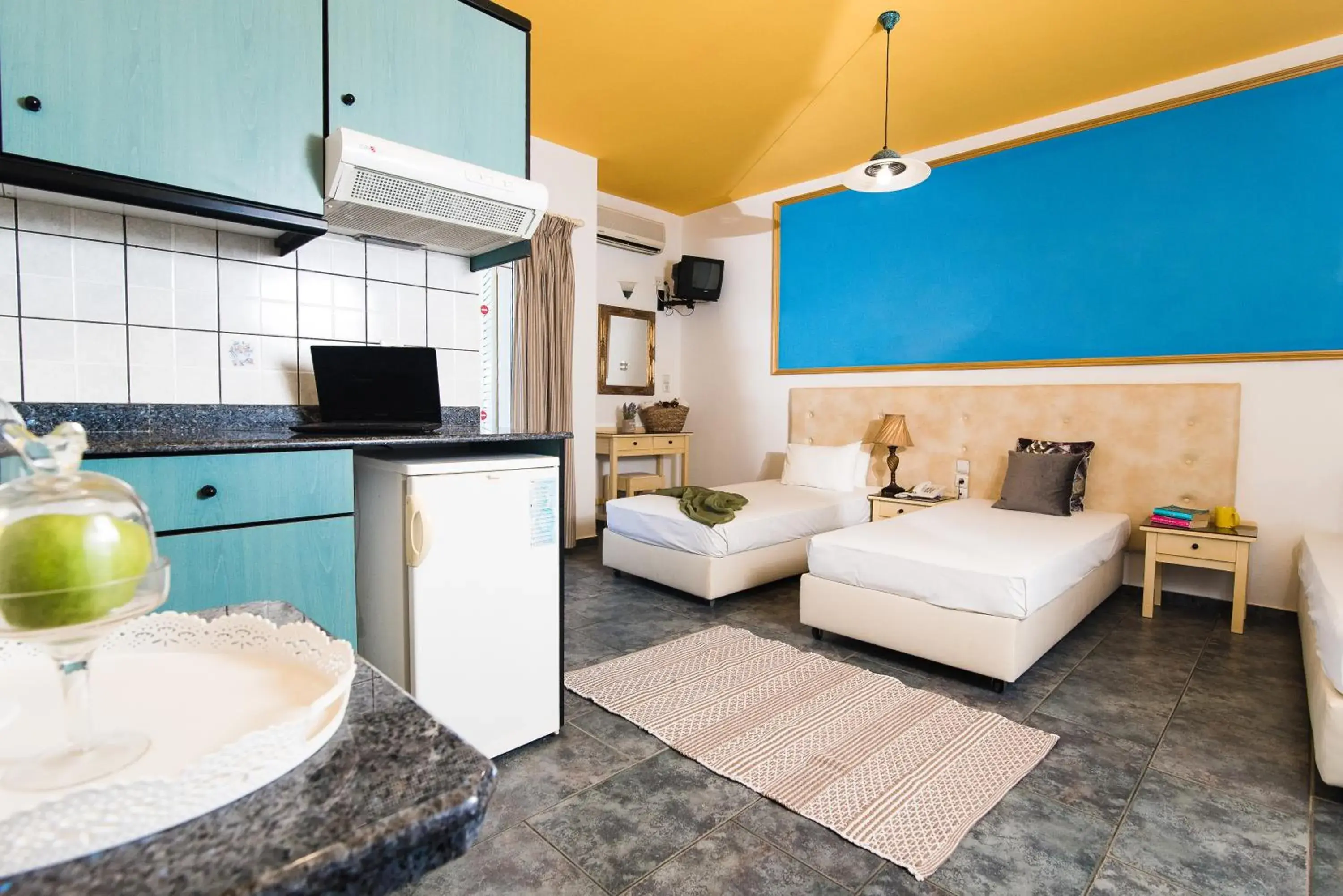 Standard Twin Studio in Yiannis Manos Hotel Resort Standard Twin Studio in Yiannis Manos Hotel Resort