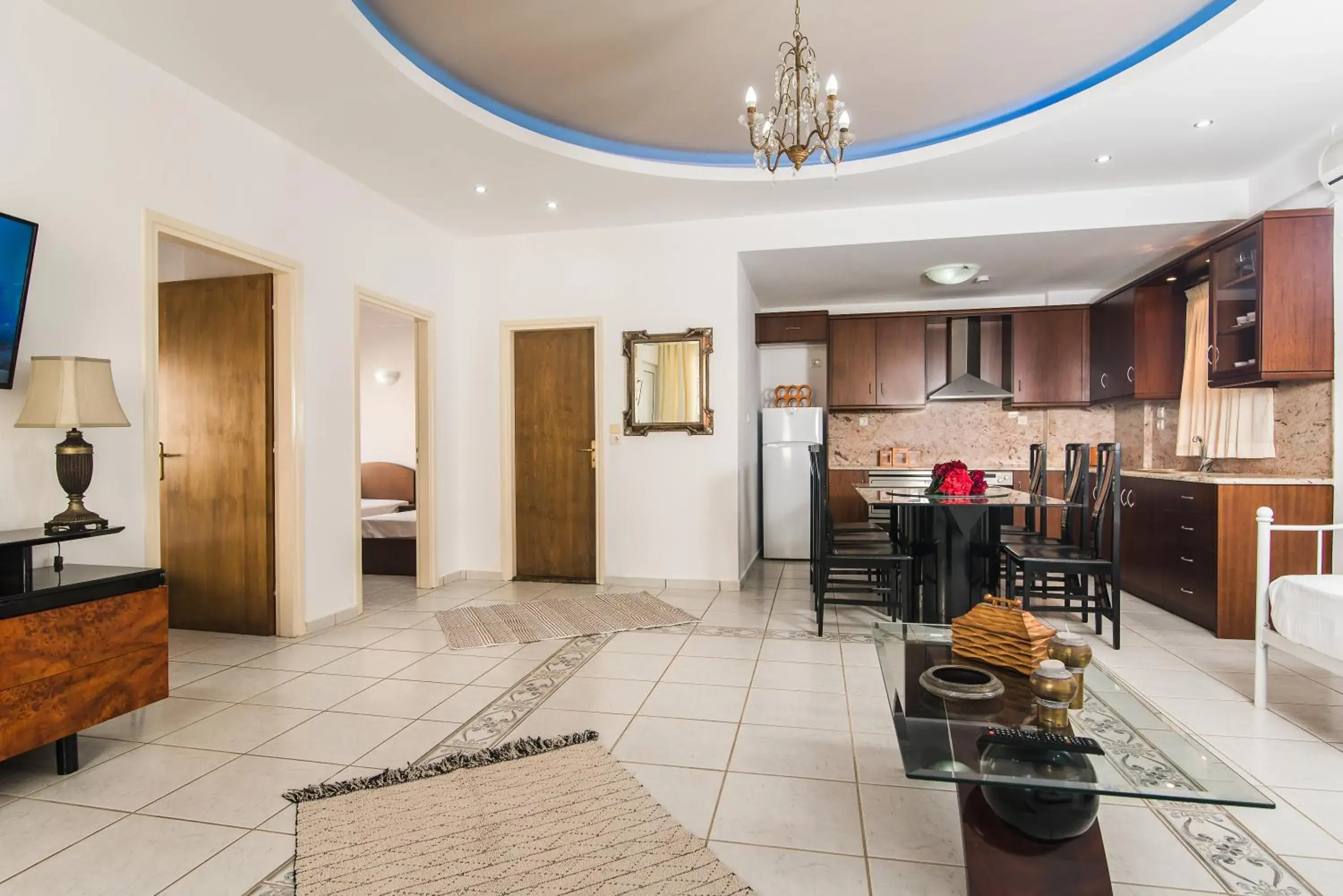 Two-Bedroom Apartment Suite in Yiannis Manos Hotel Resort Two-Bedroom Apartment Suite in Yiannis Manos Hotel Resort