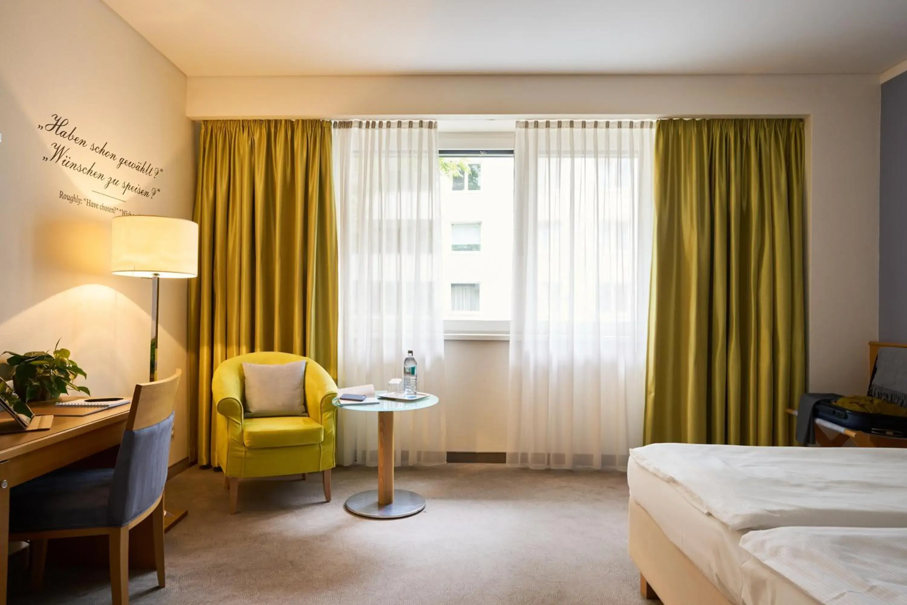 Superior Double Room with Courtyard View in Henriette Stadthotel Vienna Superior Double Room with Courtyard View in Henriette Stadthotel Vienna