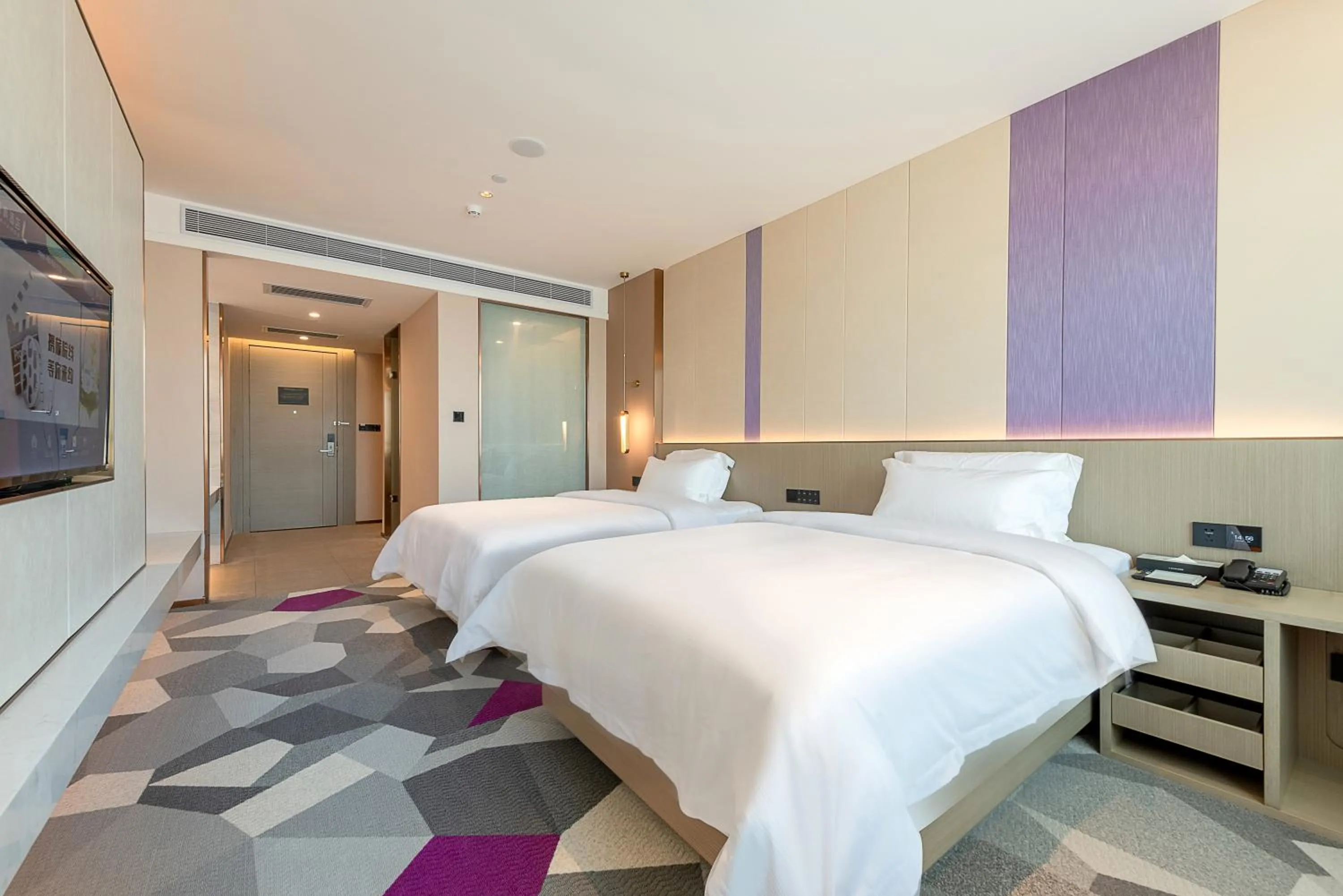 Photo of the whole room in Lavande Hotel Shenzhen Baoan International Convention and Exhibition Center