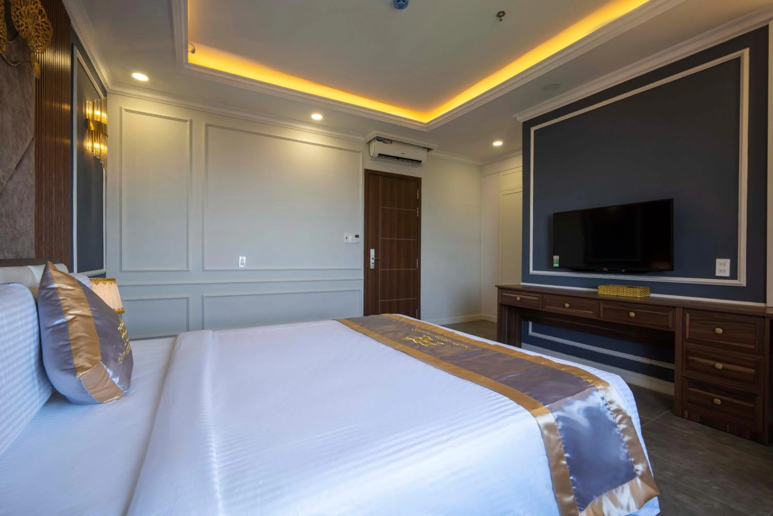 Bed in HOTEL HAPPY PHU QUOC