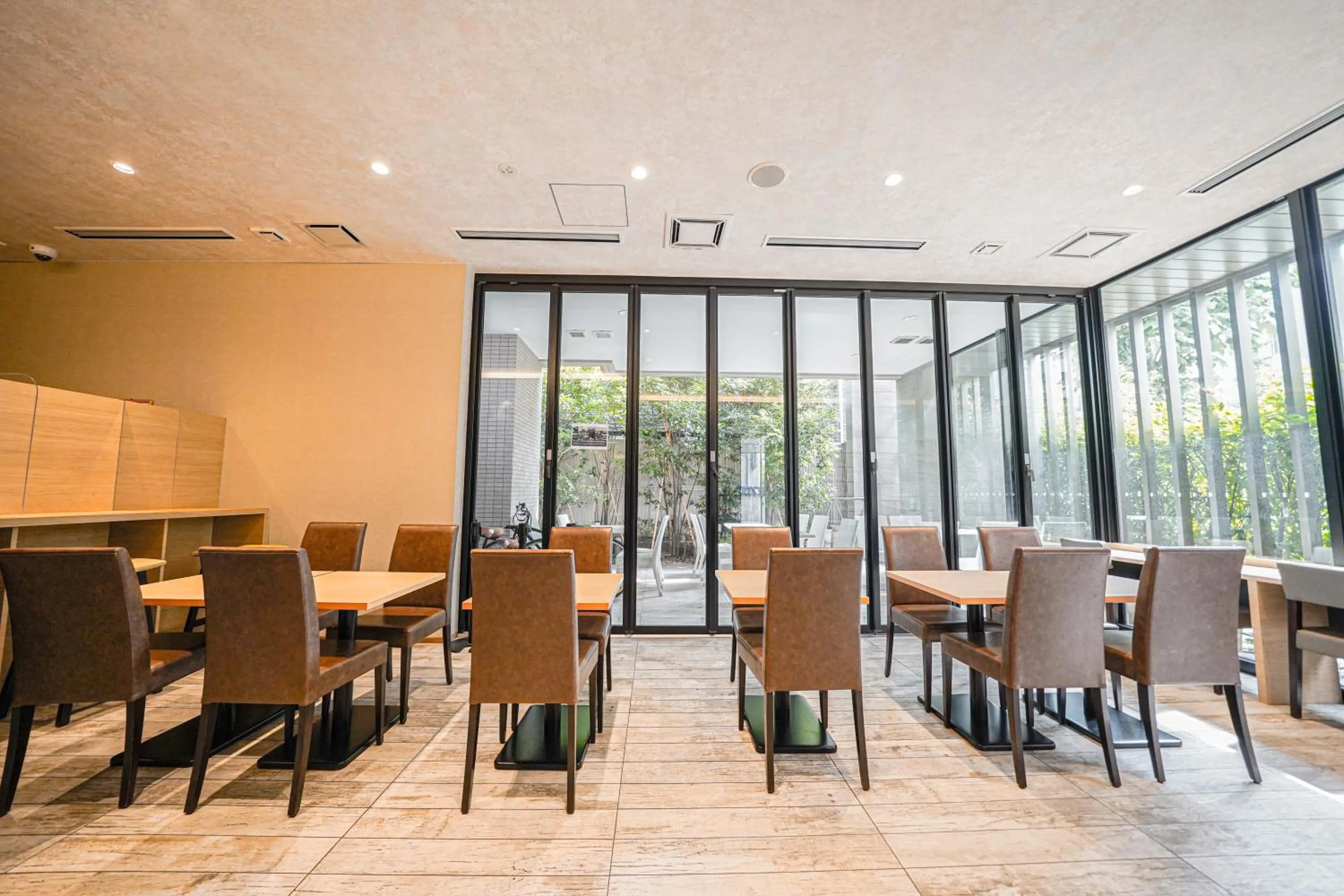 Communal lounge/ TV room in QuintessaHotel TokyoHaneda Comic&Books