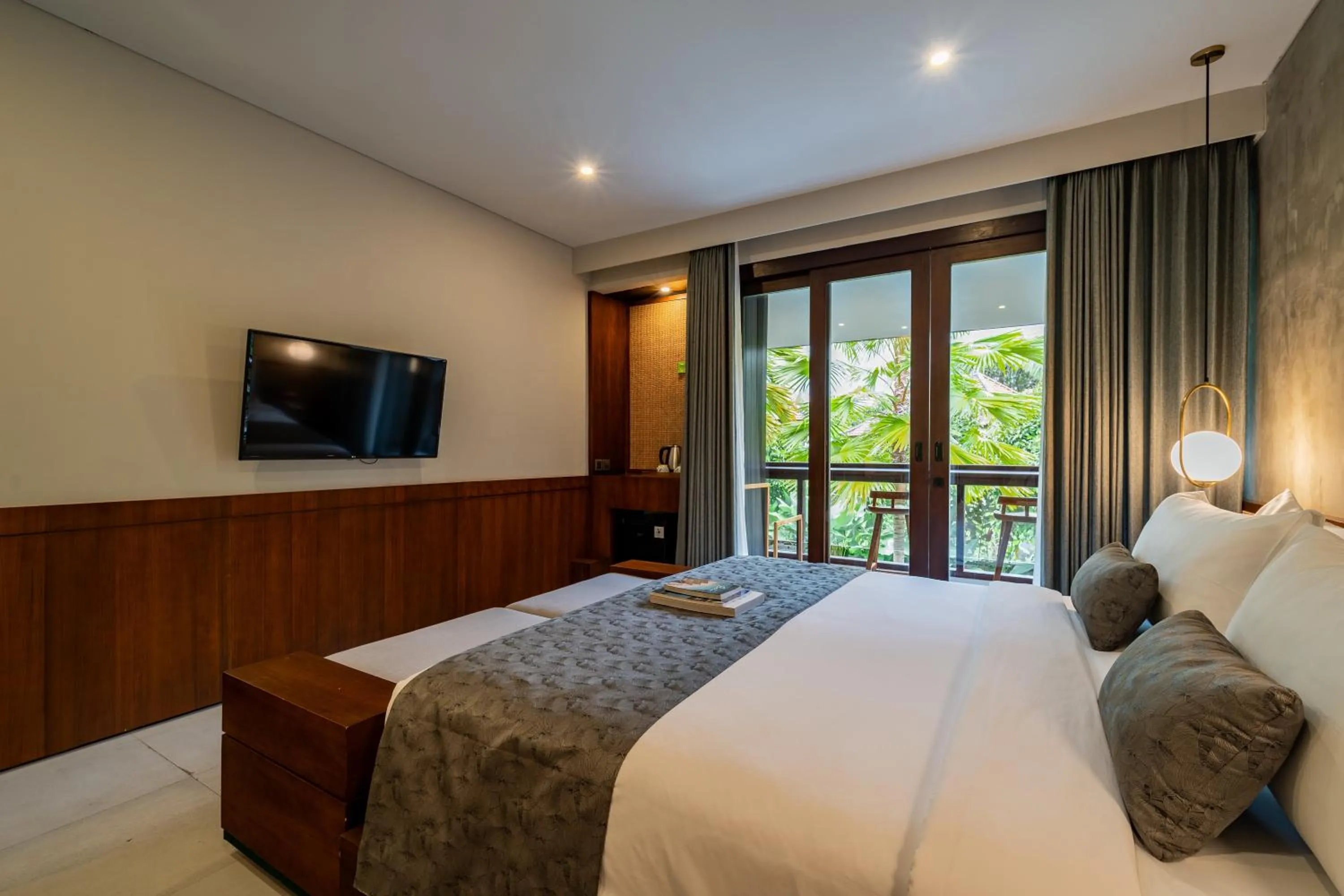 Bed in JAPA Suites & Villas