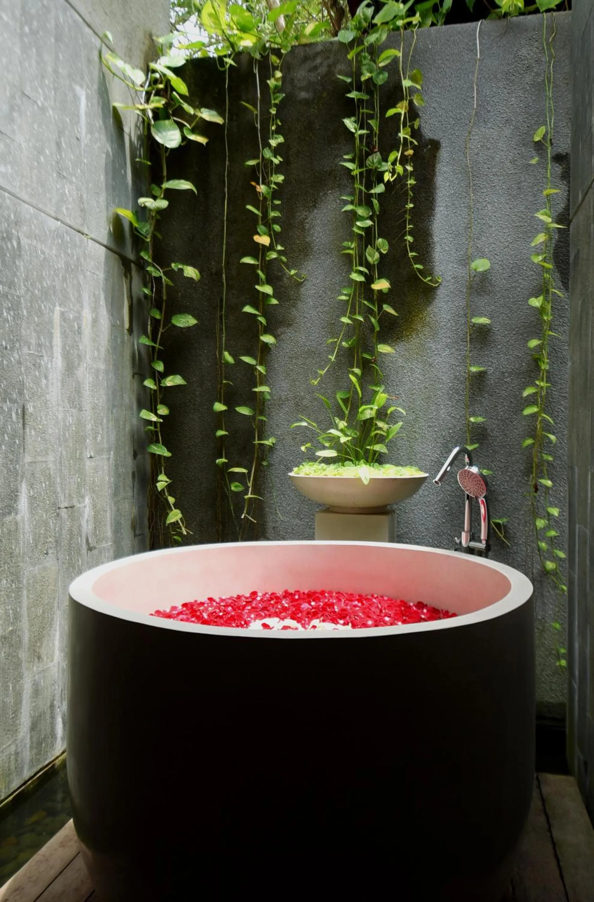 Spa and wellness centre/facilities in JAPA Suites & Villas