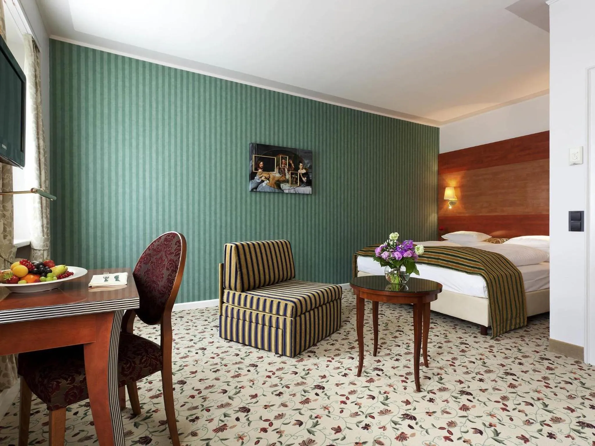 Bedroom, Bed in Mercure Grand Hotel Biedermeier Wien