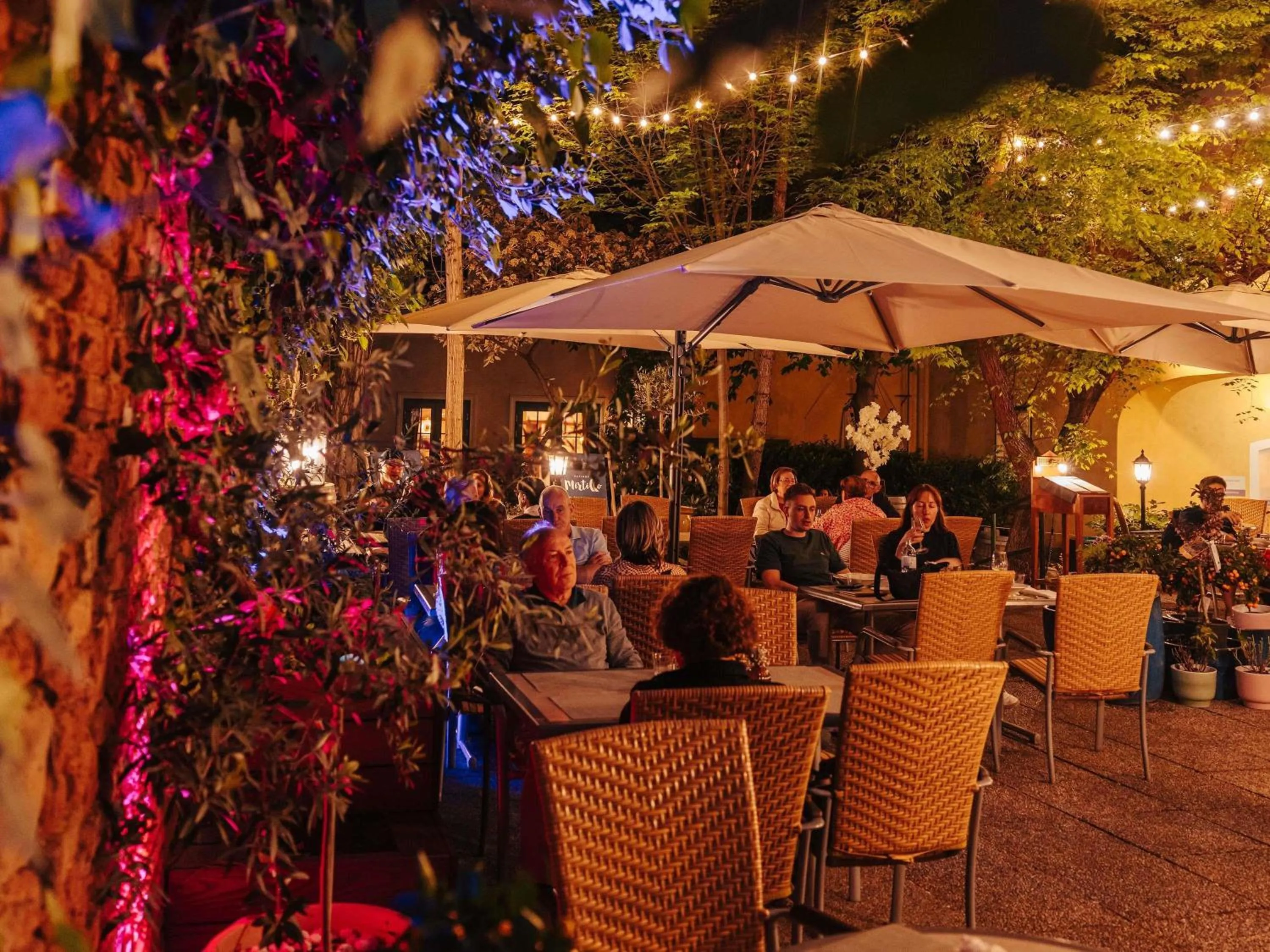 Lounge or bar in Mercure Grand Hotel Biedermeier Wien