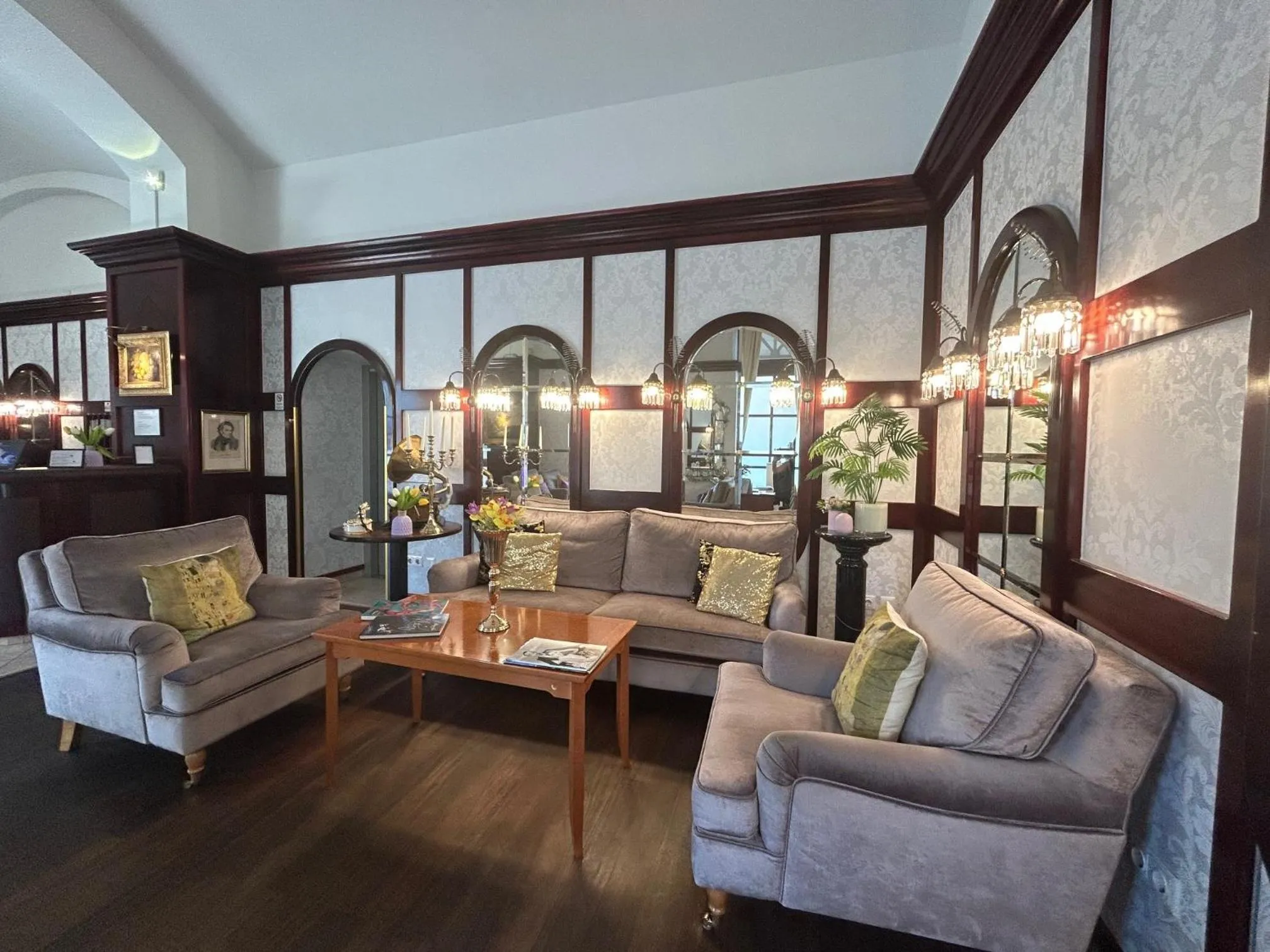 Lobby or reception in Hotel Am Schubertring