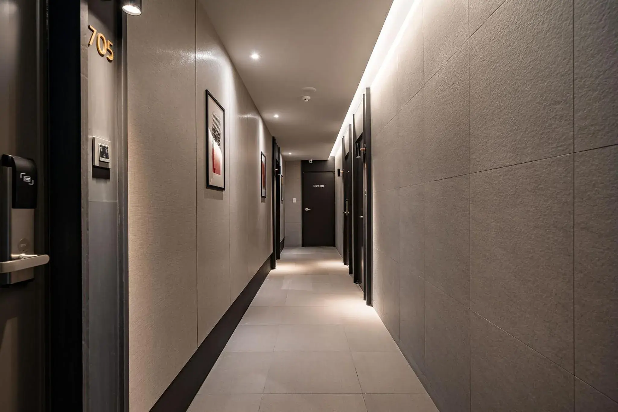 Brown Dot Hotel Signature Brown Dot Hotel Signature