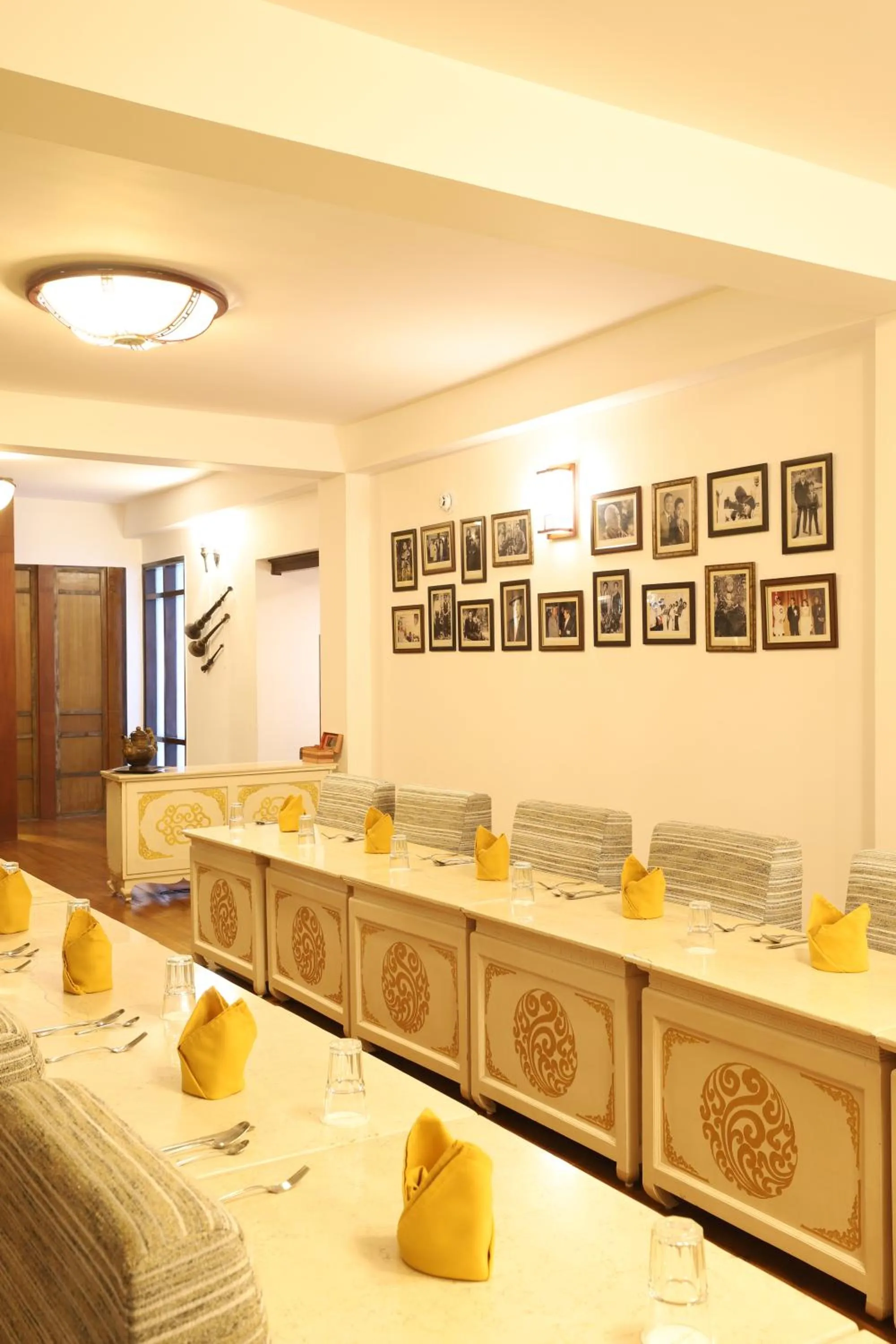 Restaurant/places to eat in The Chumbi Mountain Retreat & Spa, A Club Mahindra Associate