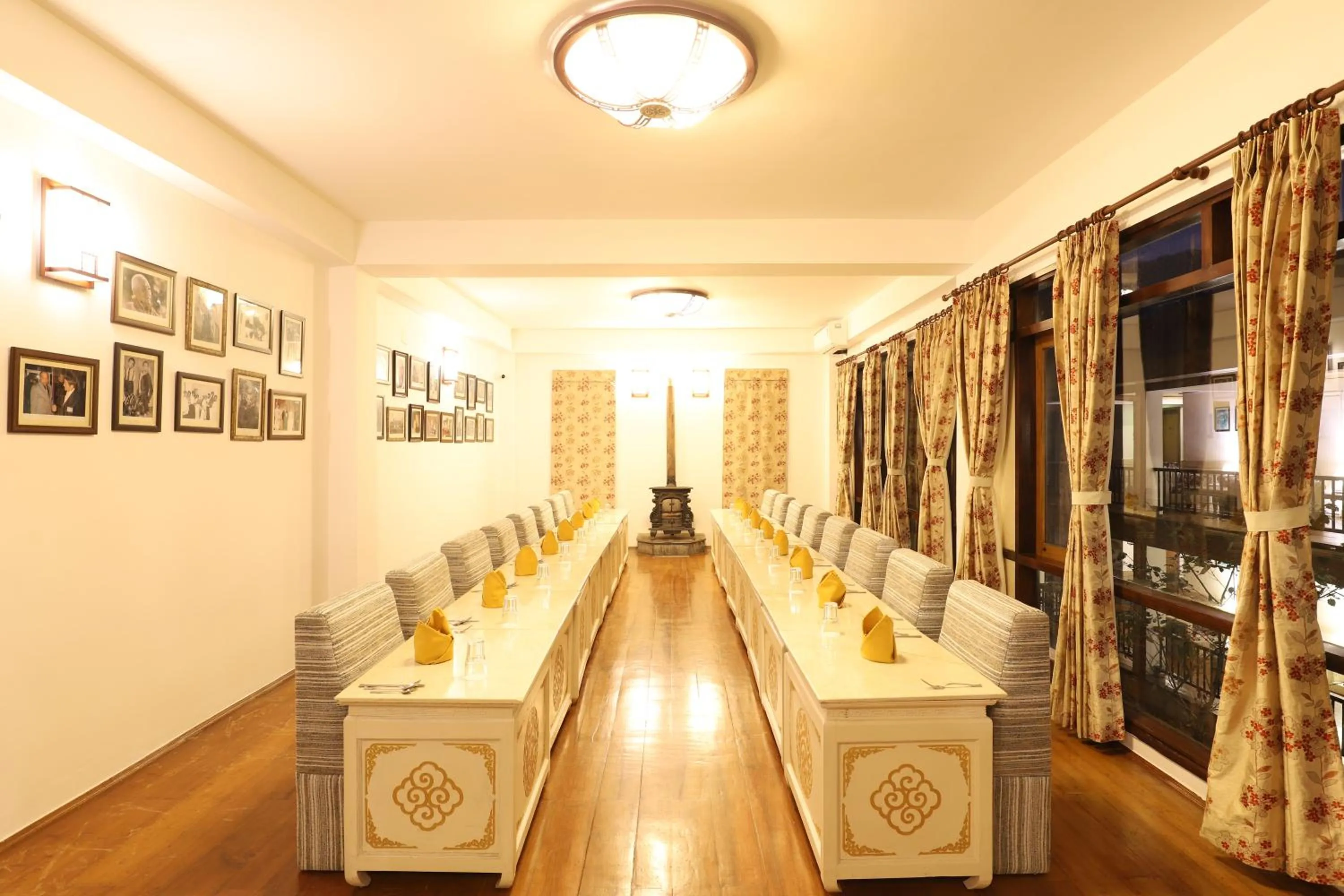 Restaurant/places to eat in The Chumbi Mountain Retreat & Spa, A Club Mahindra Associate