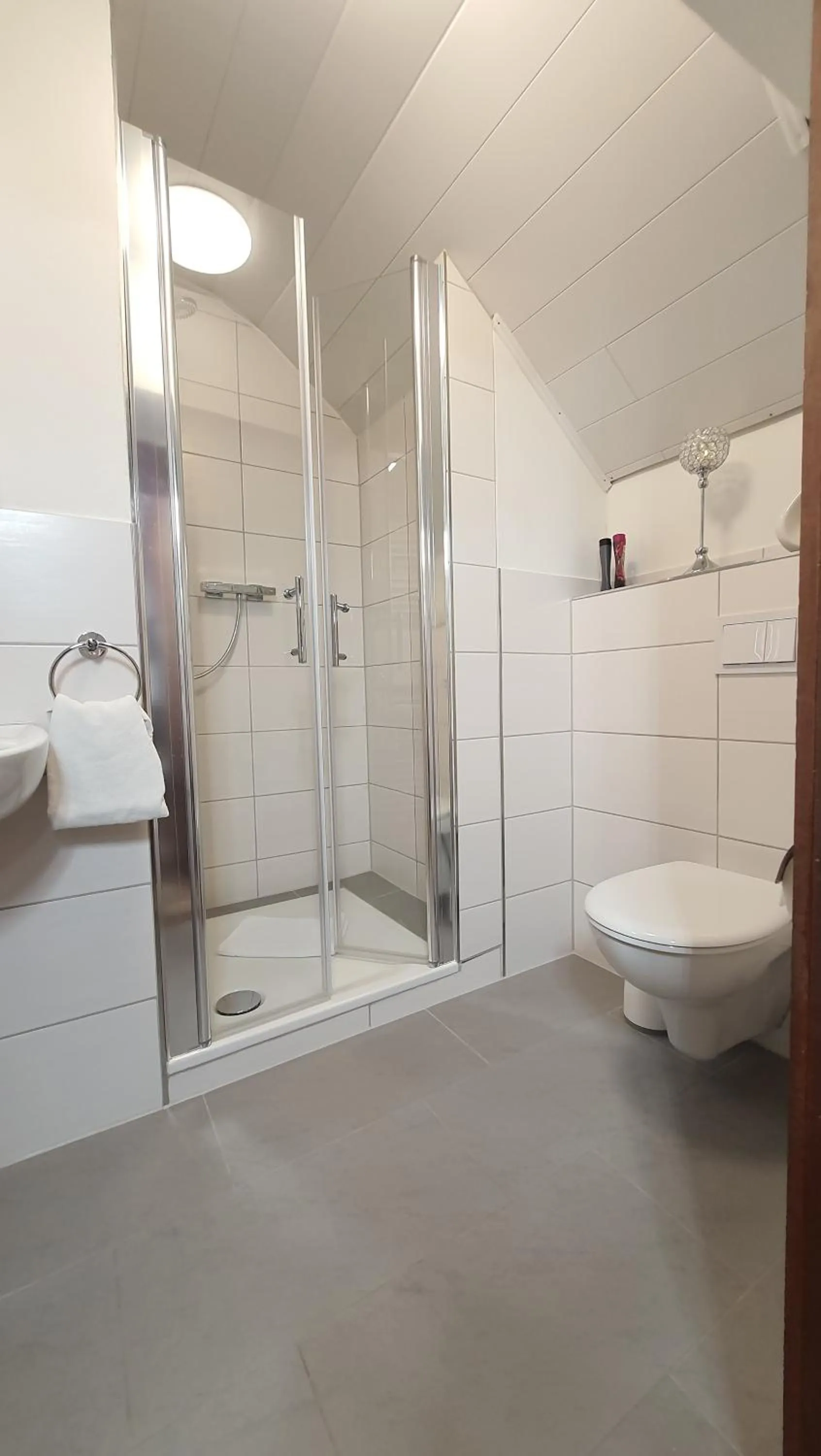 Shower in Hotel Schneiderhof