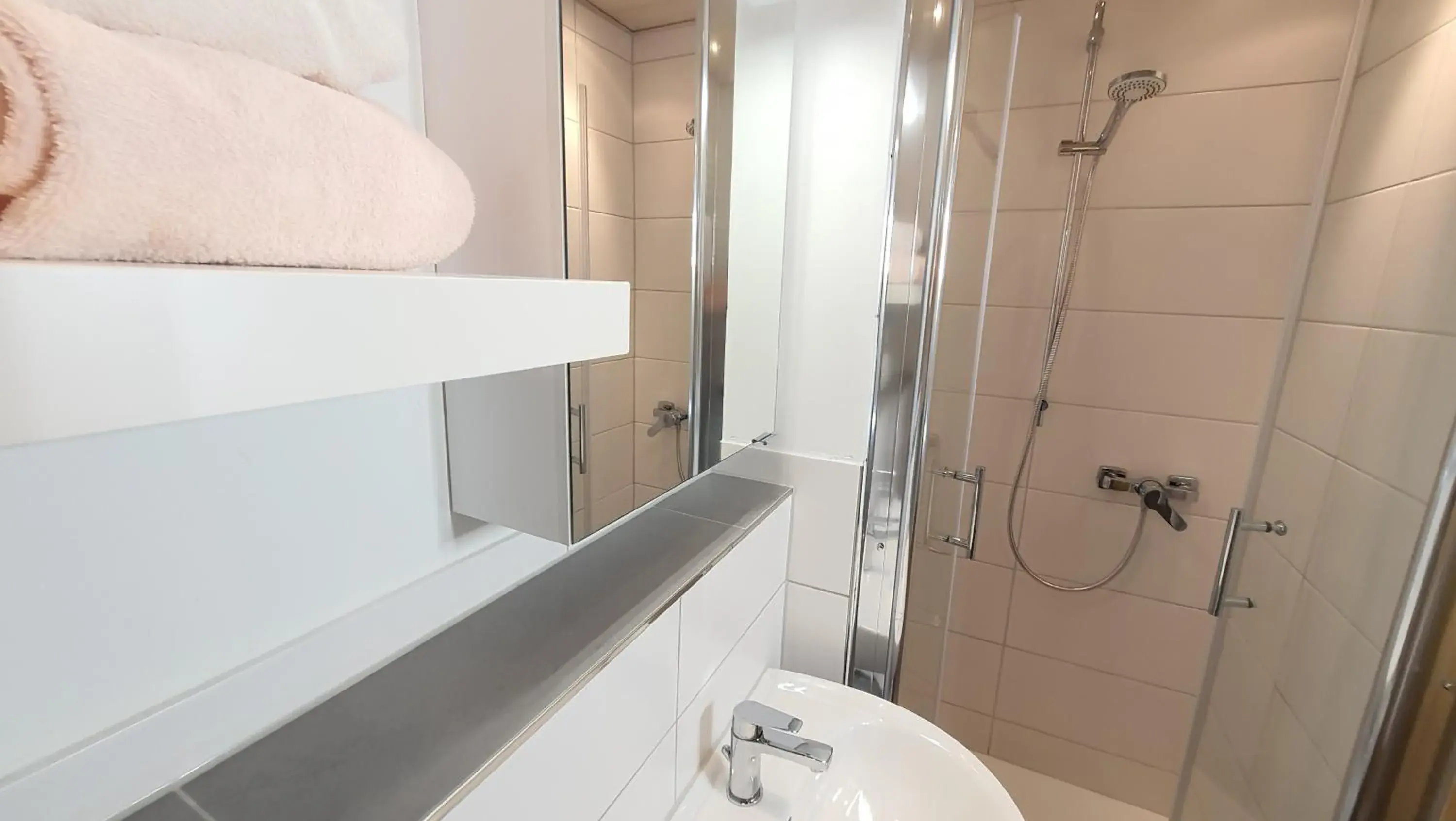 Family Room with Mountain View in Hotel Schneiderhof Family Room with Mountain View in Hotel Schneiderhof