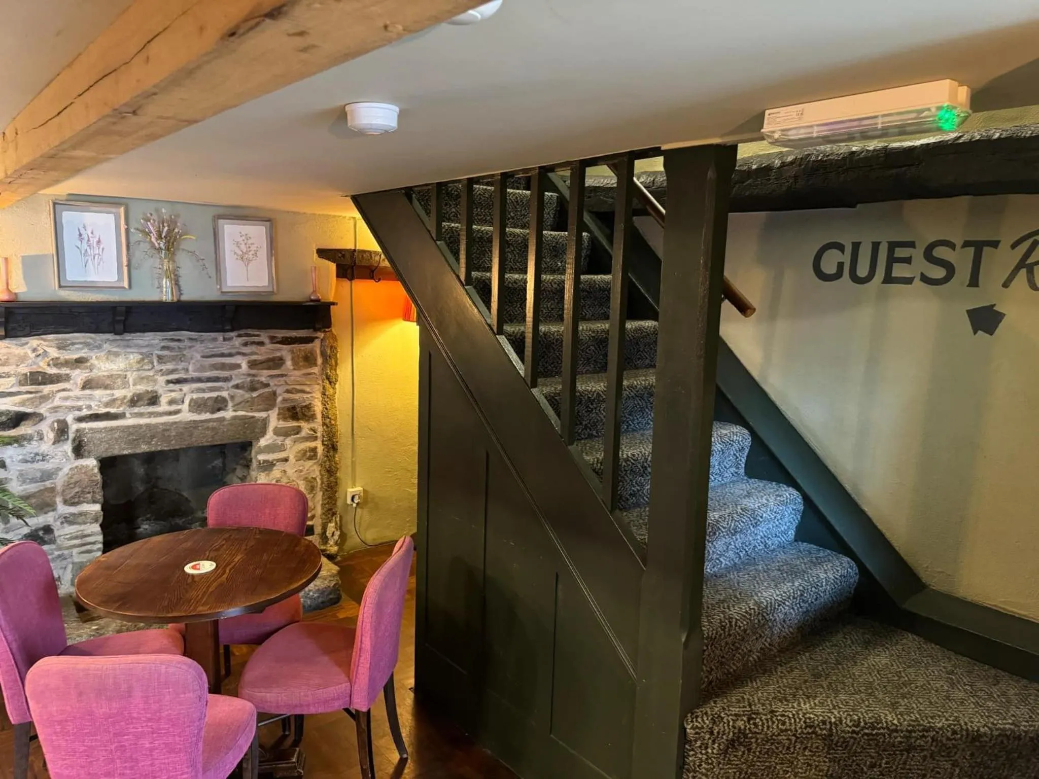 Lobby or reception in The Fountain Inn & Riverside Restaurant