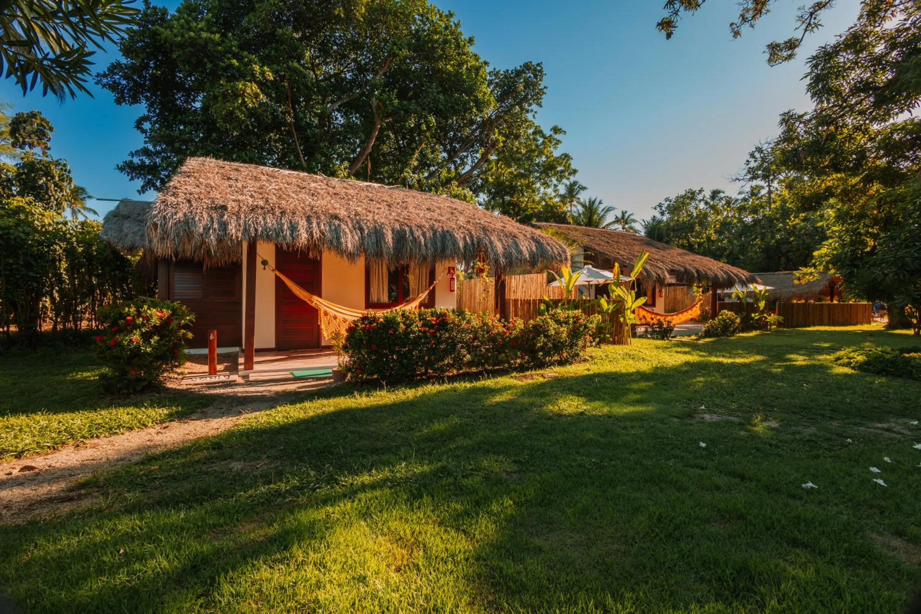 Property building in Bangalôs do Gameleiro