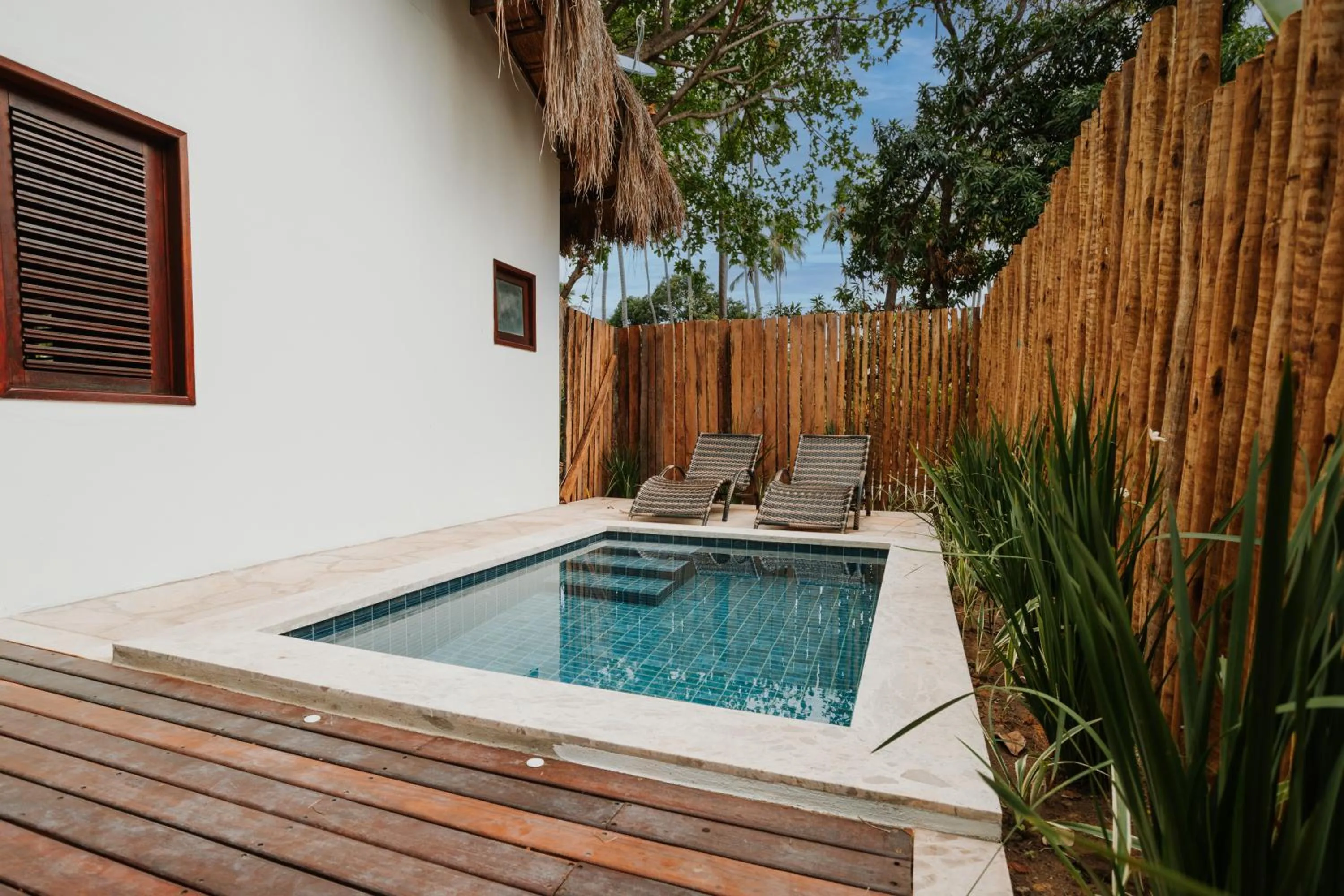 Swimming pool in Bangalôs do Gameleiro
