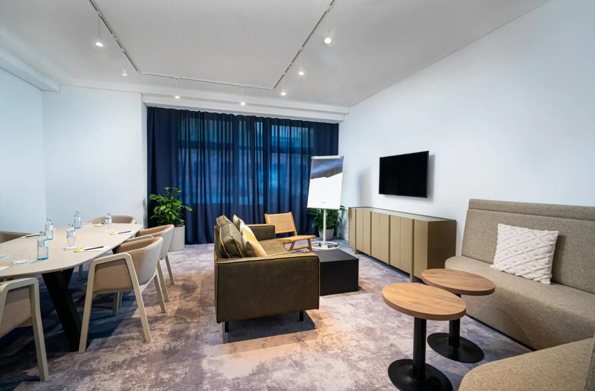 Meeting/conference room in voco Vienna Prater by IHG