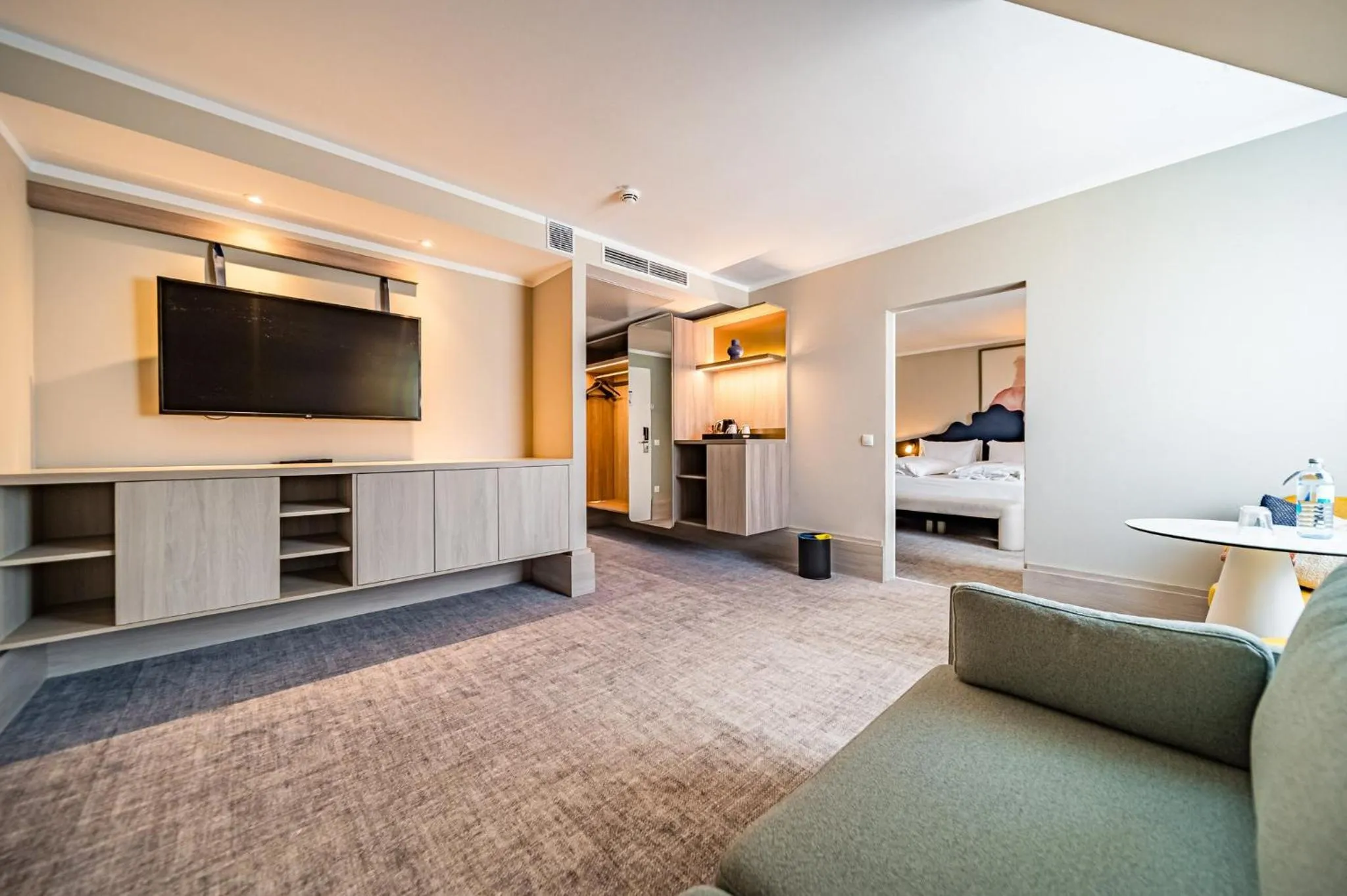 Photo of the whole room in voco Vienna Prater by IHG