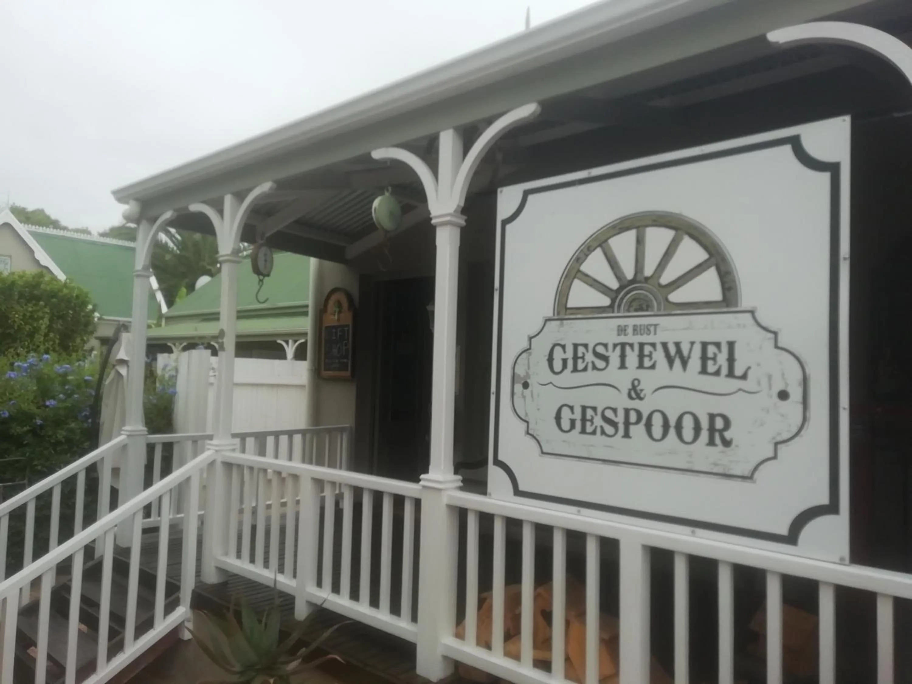 On-site shops in HouseMartin Lodge & Self Catering