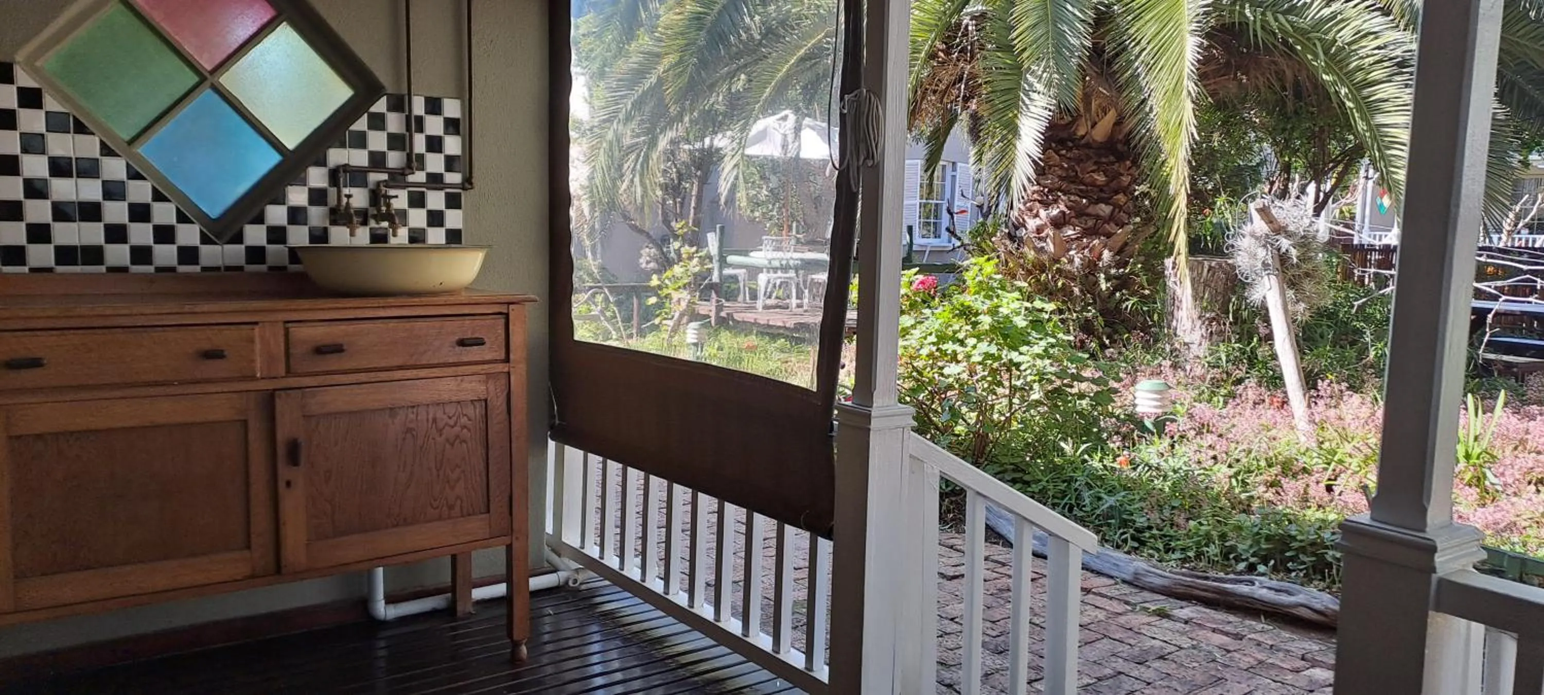 Kitchen or kitchenette in HouseMartin Lodge & Self Catering