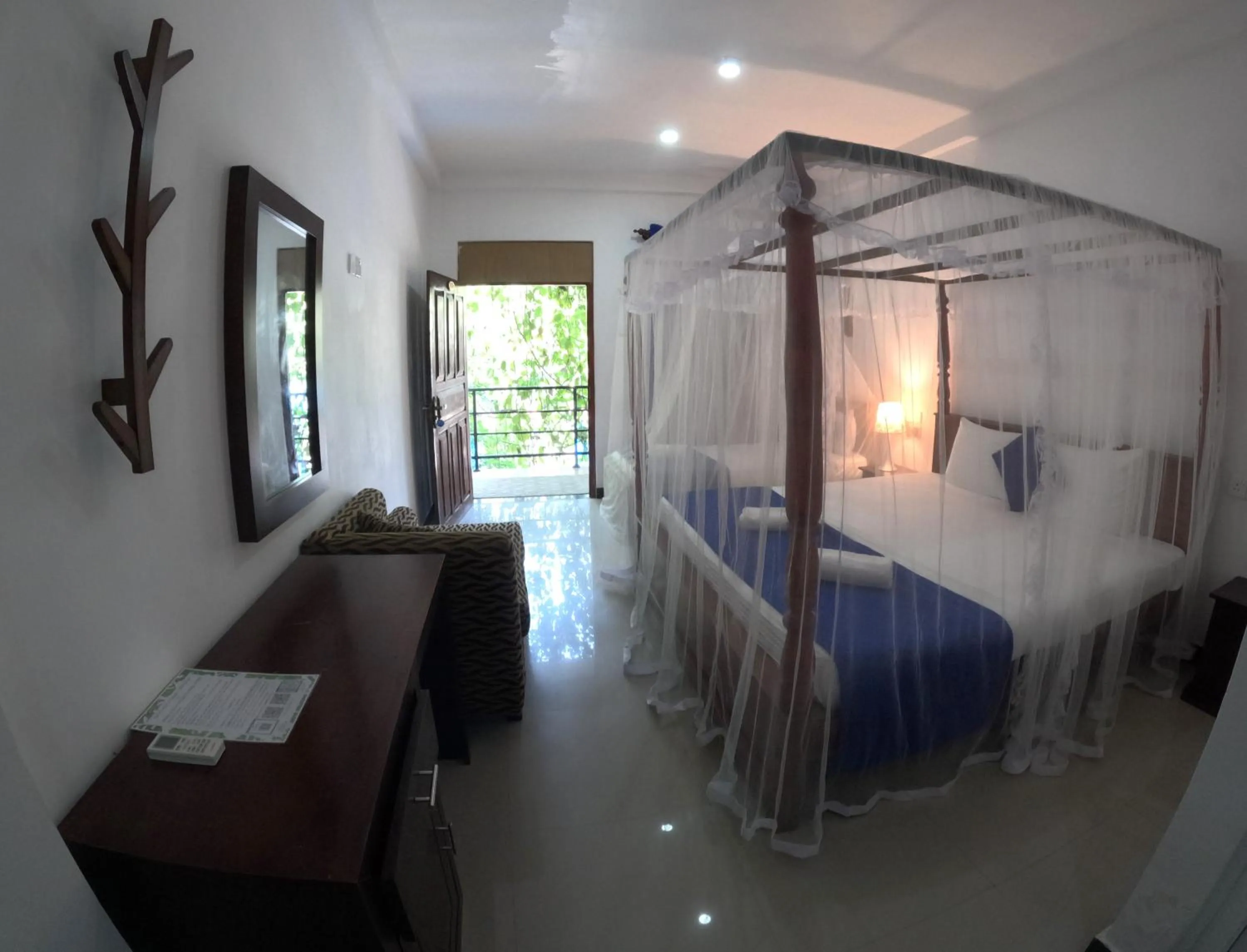 View (from property/room), Bed in Mirissa Blue Whale Holiday Hotel