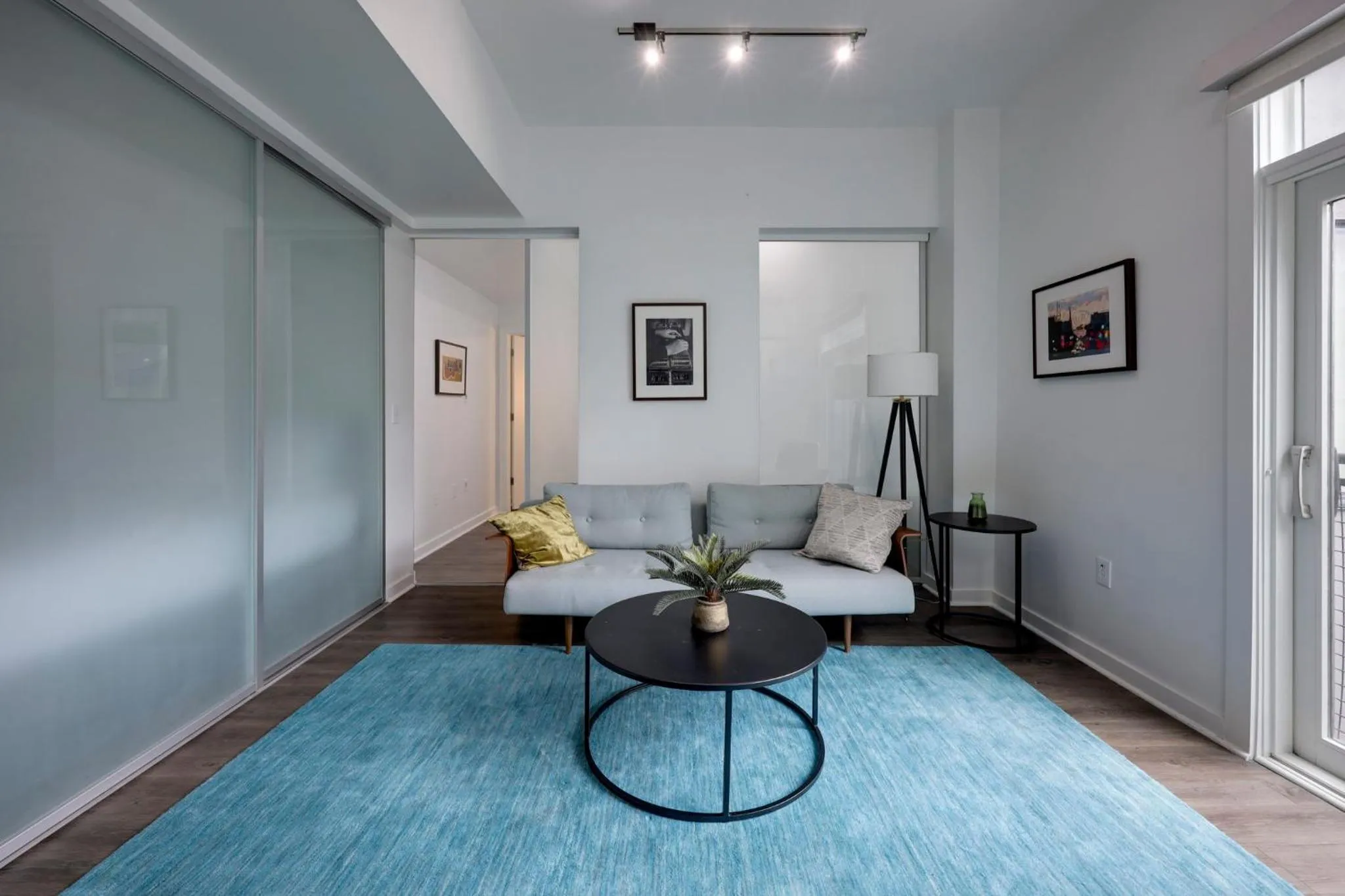 Living room in Mint House Nashville - The Gulch - 11th Ave S