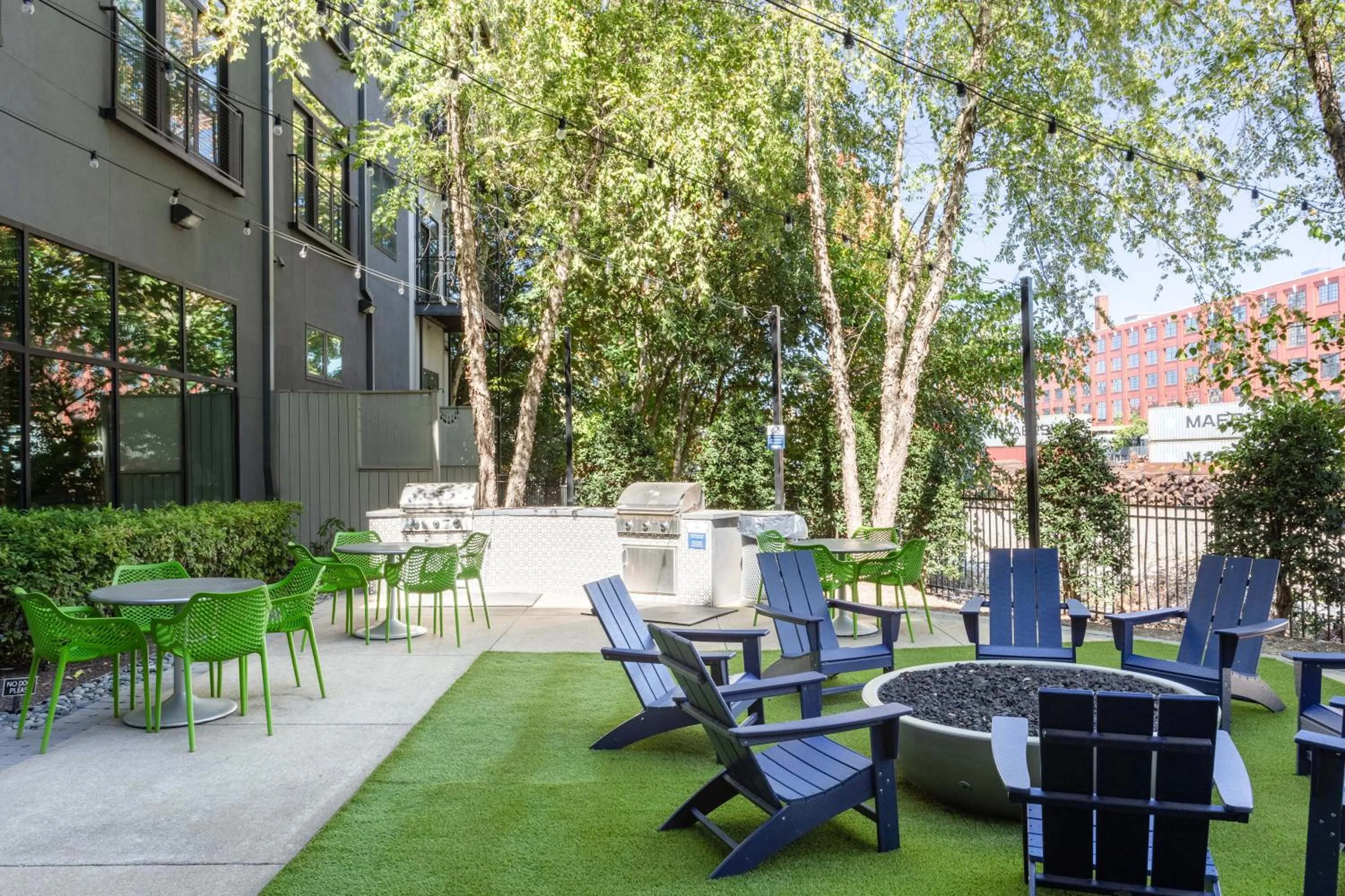 Entertainment in Mint House Nashville - The Gulch - 11th Ave S