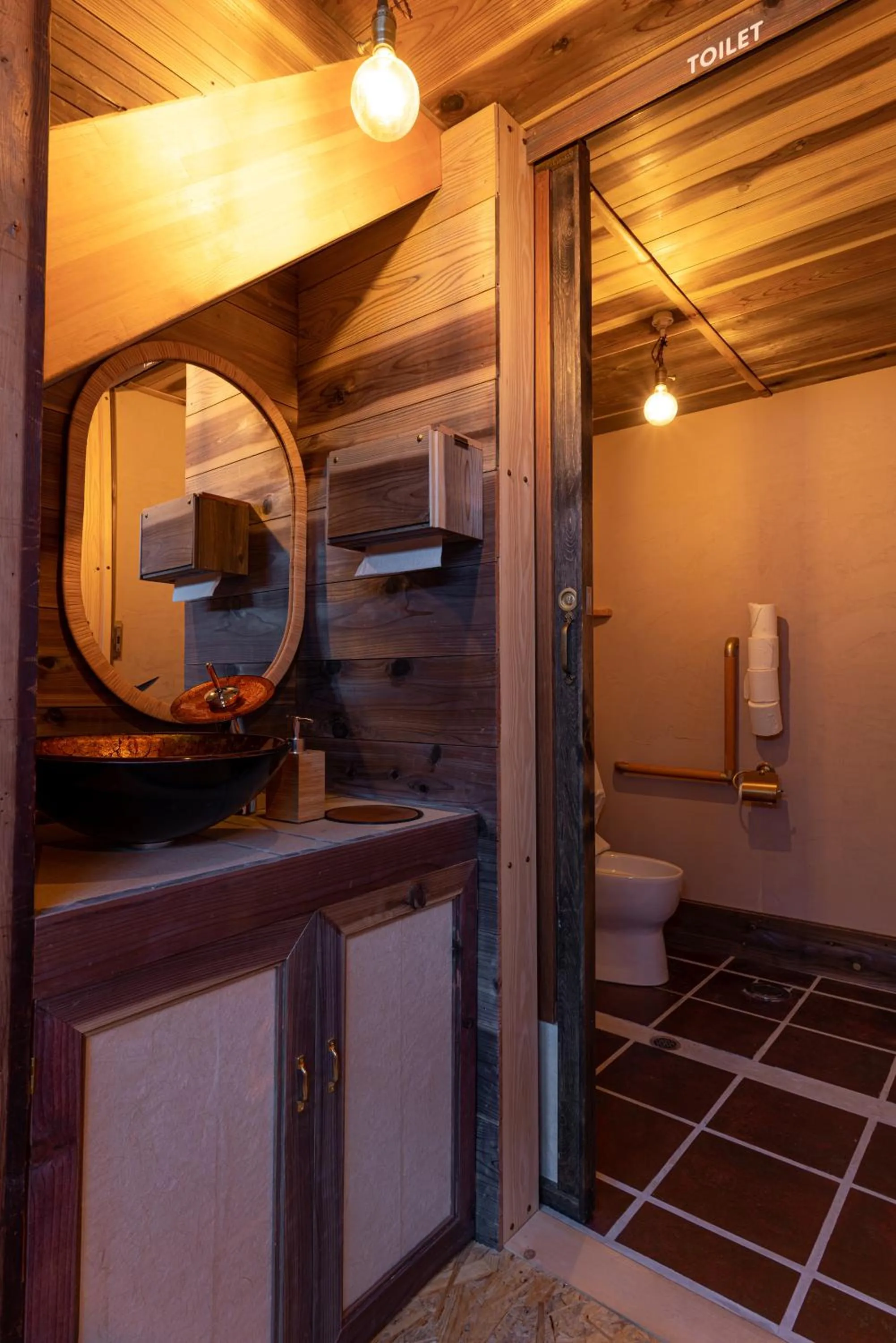 Guesthouse & Kitchen Hace