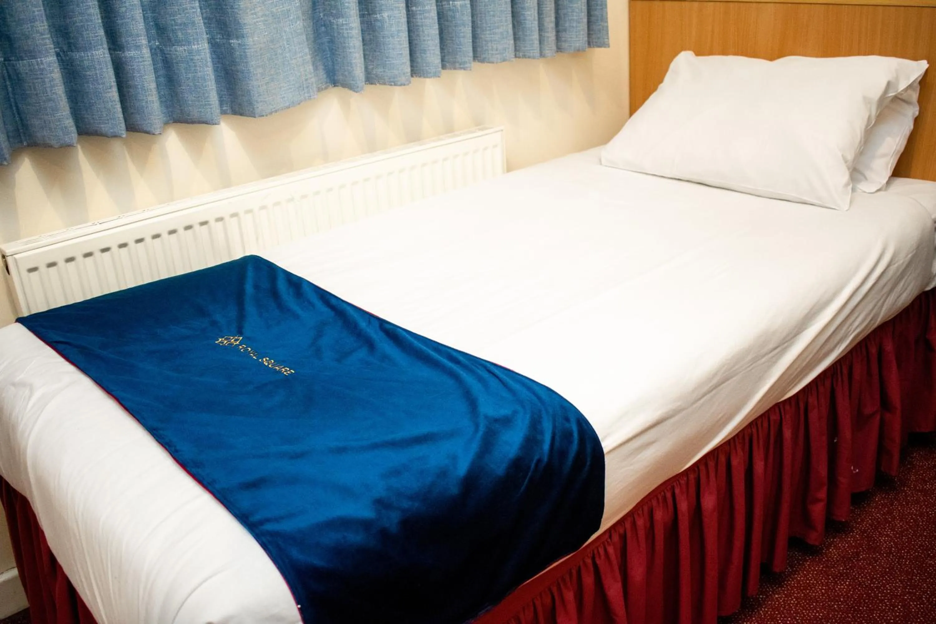 Bed in Royal Square Hotel - NEC & Birmingham Airport
