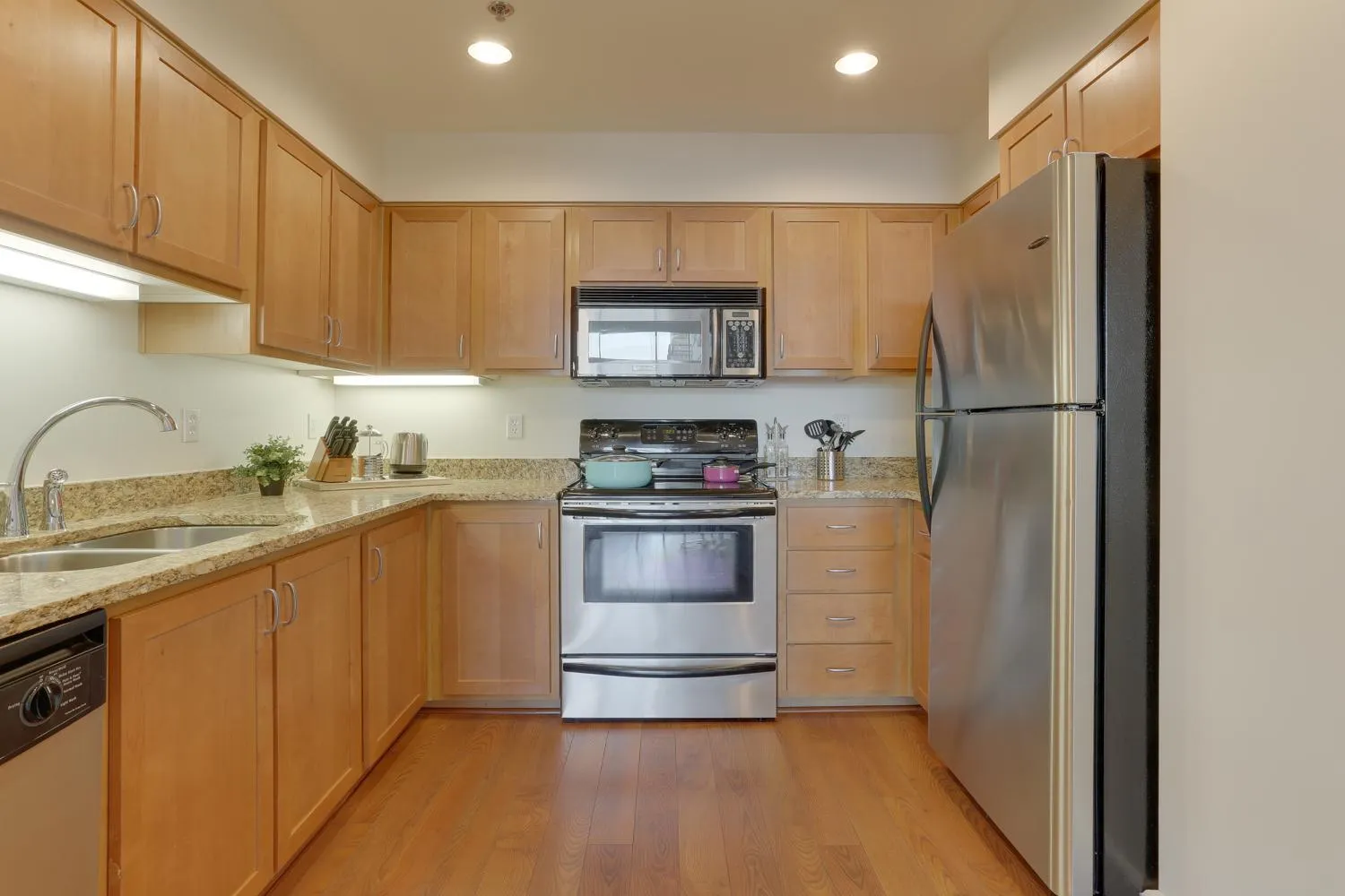 Kitchen or kitchenette in Renu Suites at The Burlington Portland