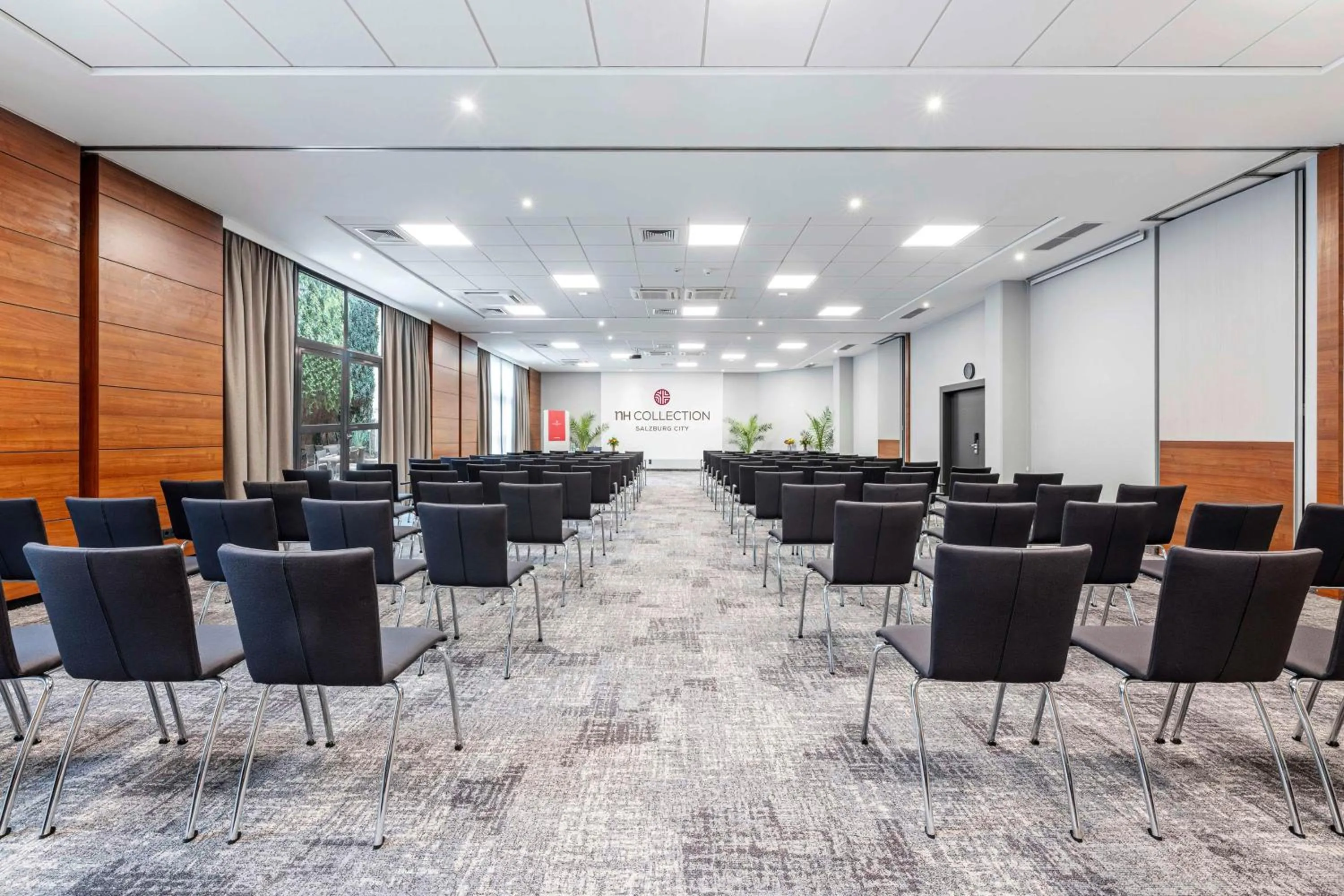 Meeting/conference room in NH Collection Salzburg City
