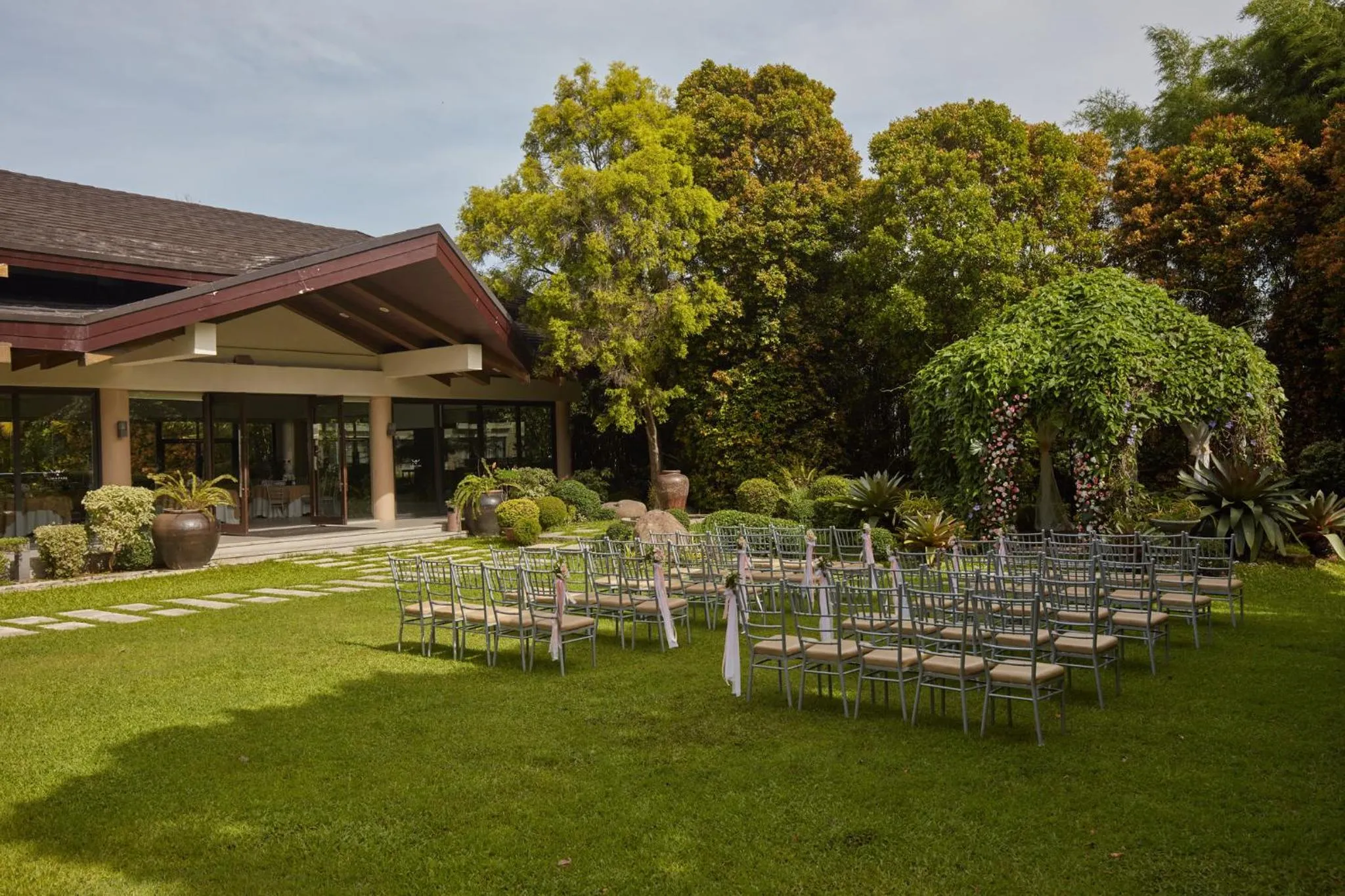 Meeting/conference room in Holiday Inn & Suites Batangas LimaPark by IHG
