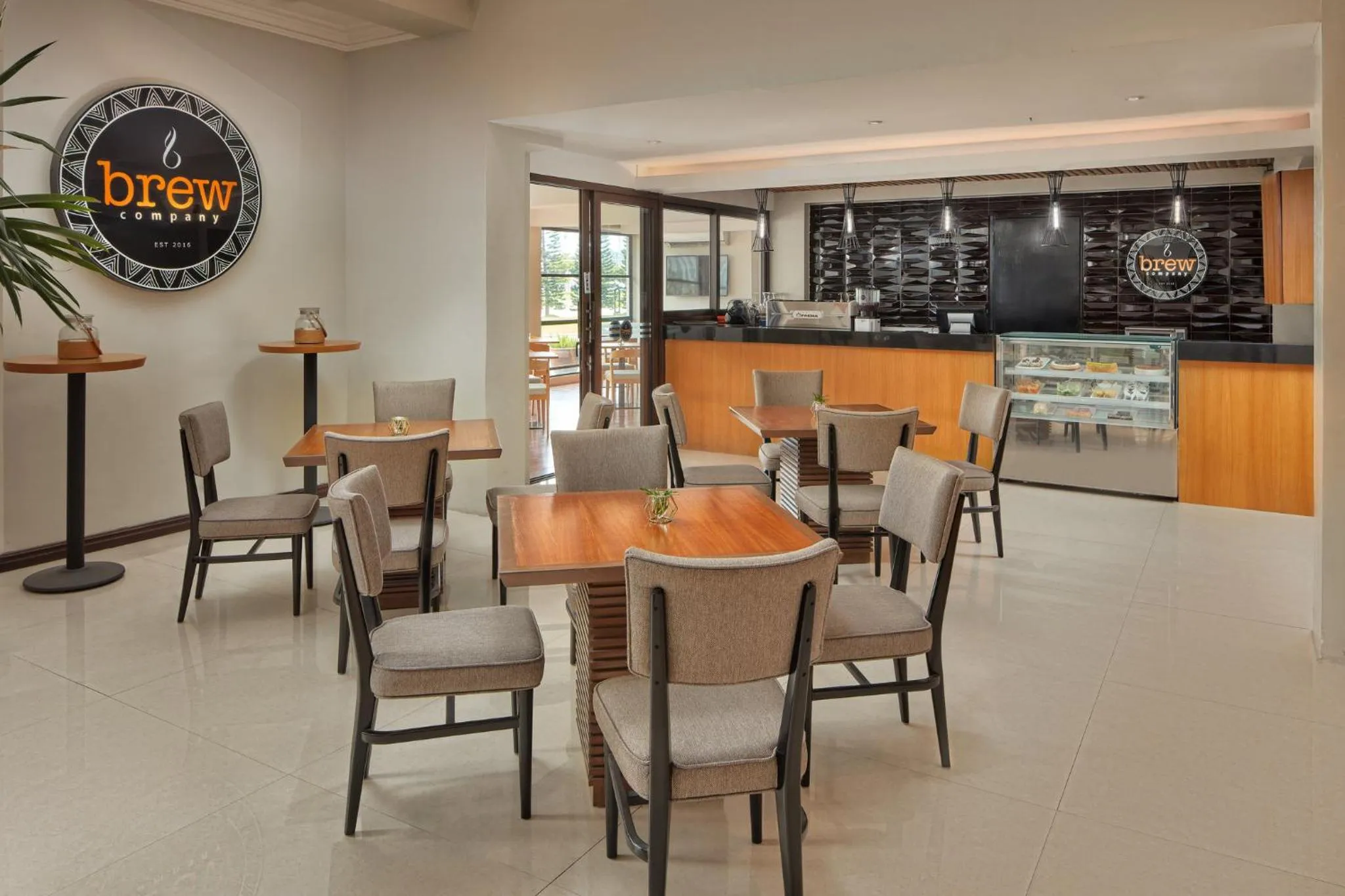 Coffee/tea facilities in Holiday Inn & Suites Batangas LimaPark by IHG