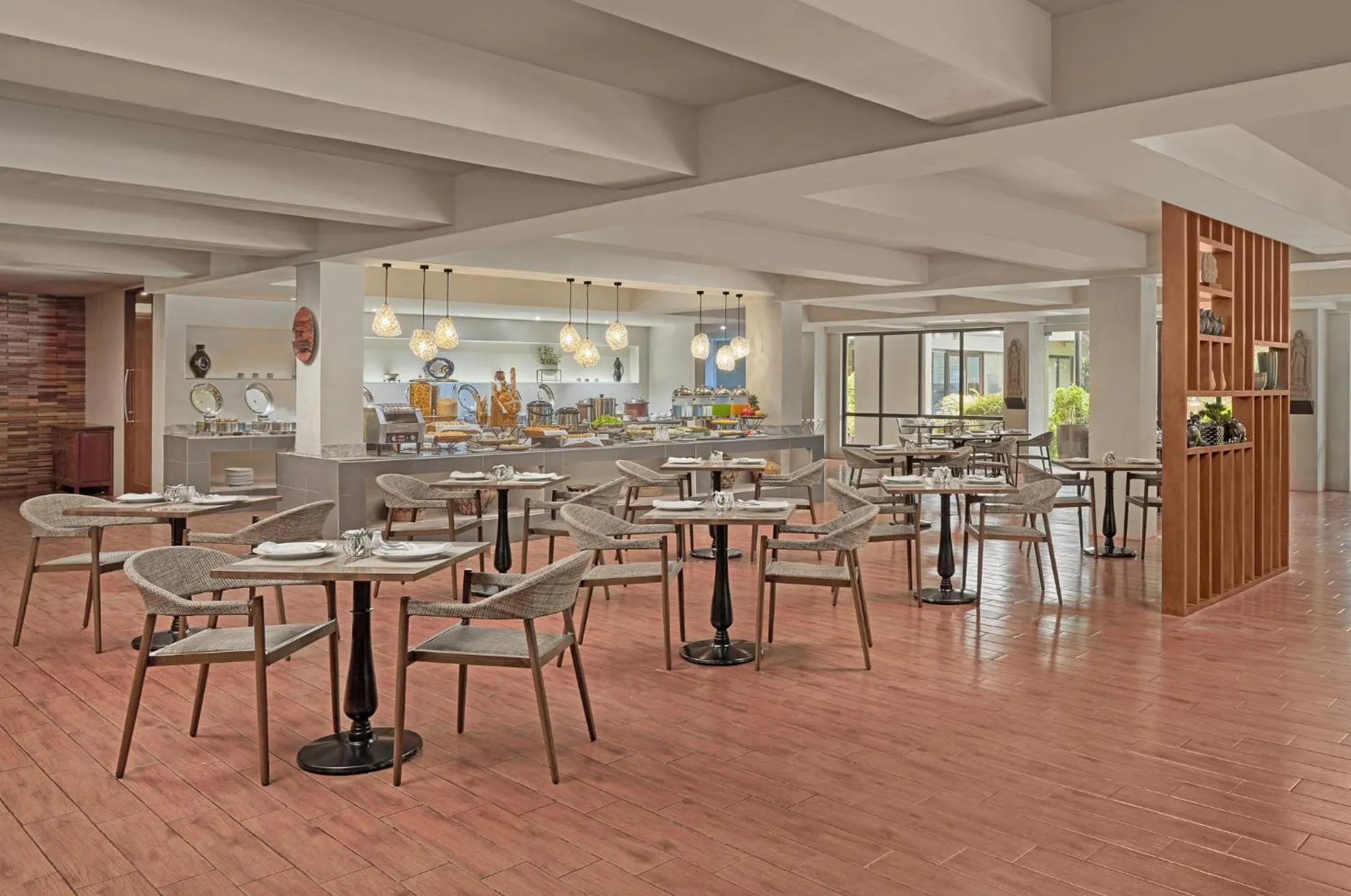 Restaurant/places to eat in Holiday Inn & Suites Batangas LimaPark by IHG