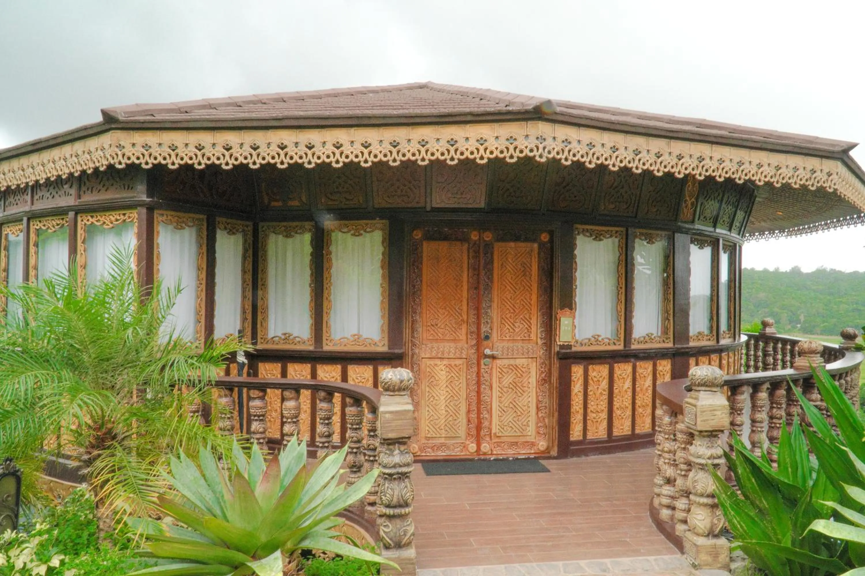 Property building in Rancho Bernardo Luxury Villas and Resort