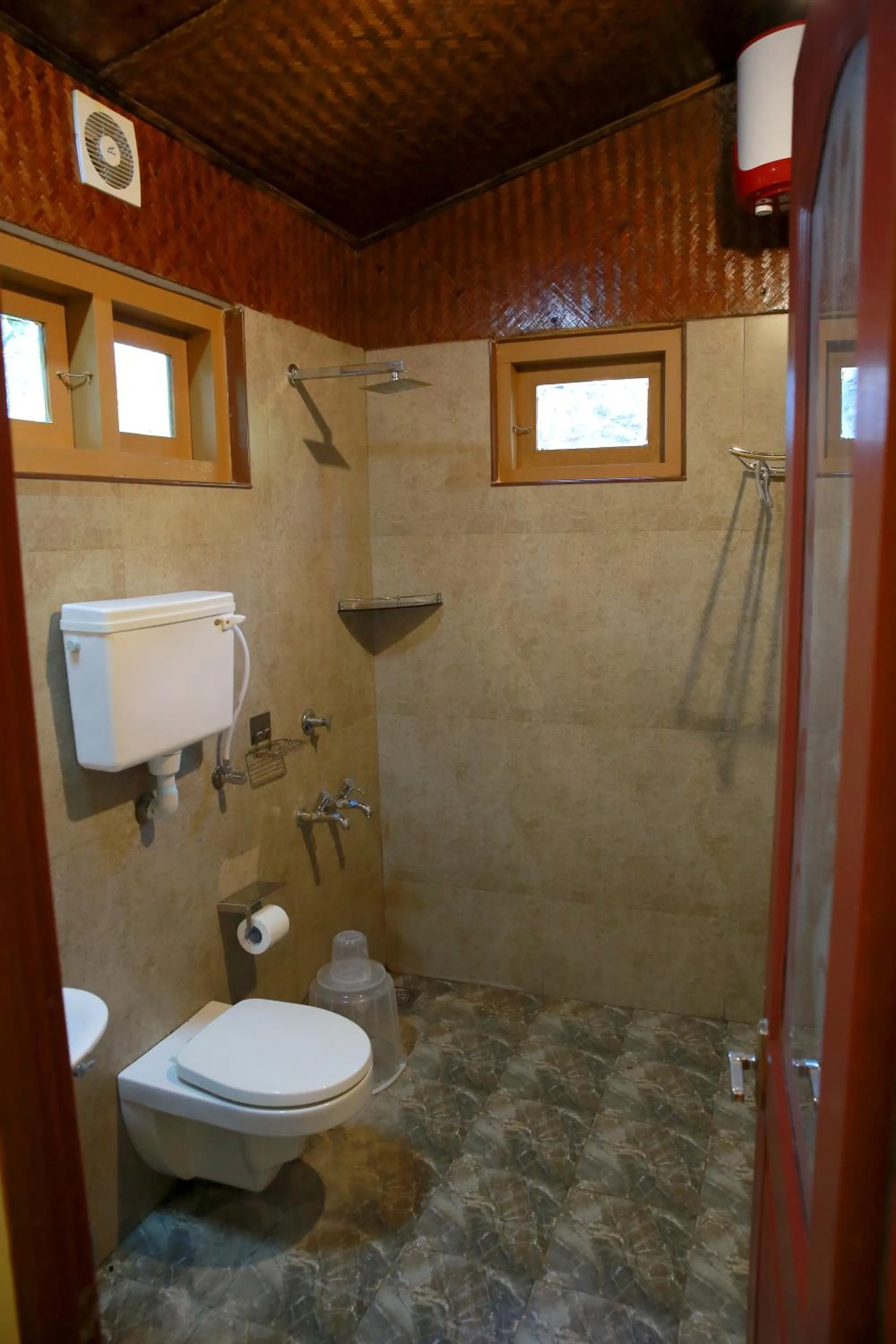 Bathroom in Snow Hills Nature Resort, Thekkady