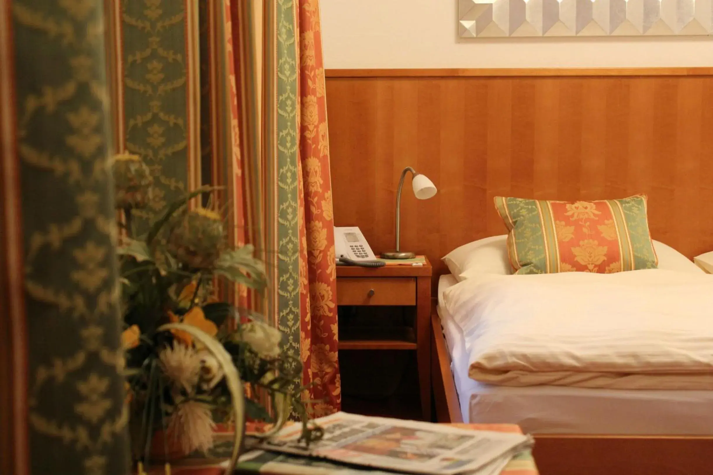 Single Room in Airporthotel Salzburg - Hotel am Salzburg Airport Single Room in Airporthotel Salzburg - Hotel am Salzburg Airport