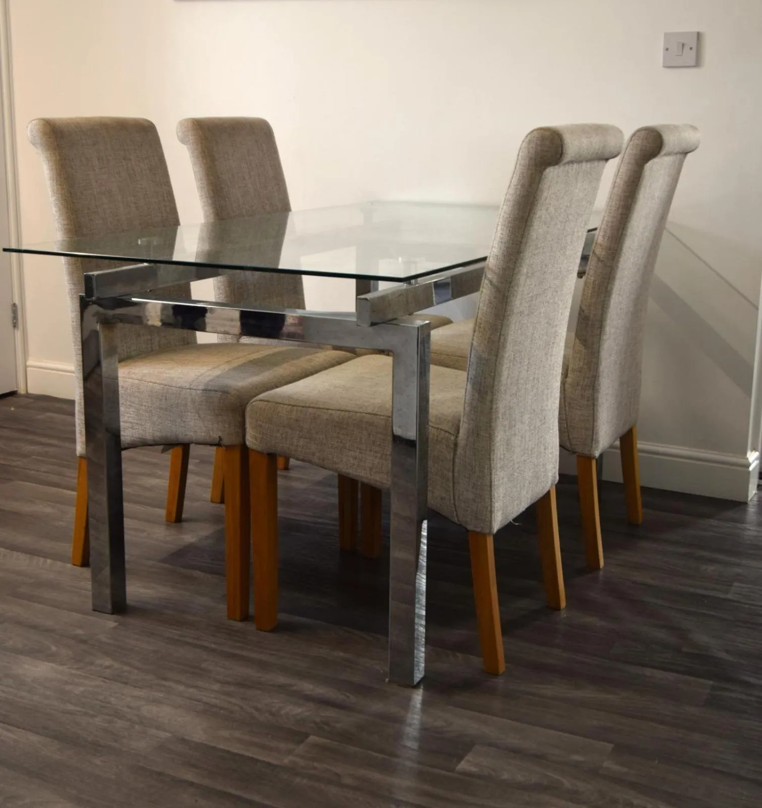 Seating area in OYO Victoria Apartments