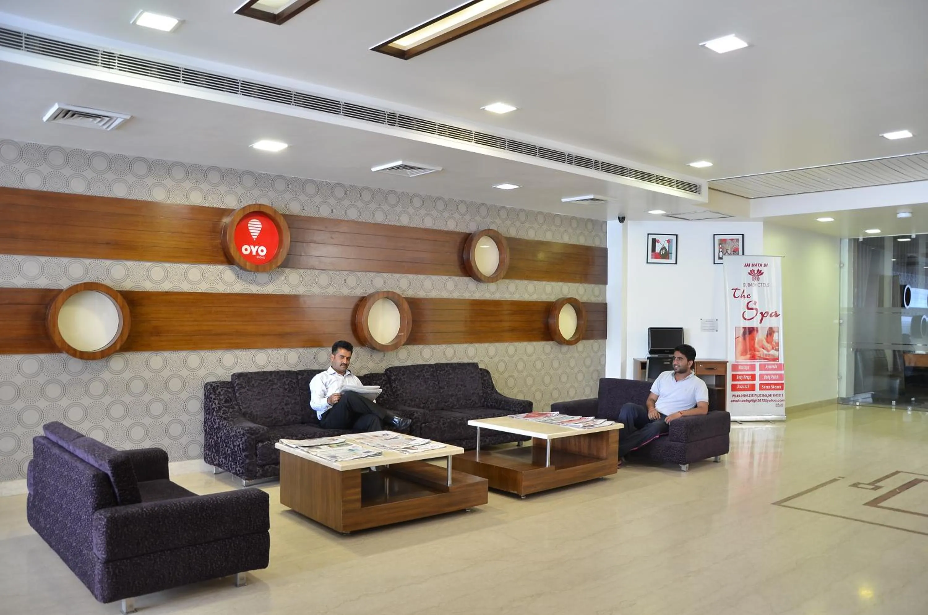 Decorative detail in Best Western Swing High Katra