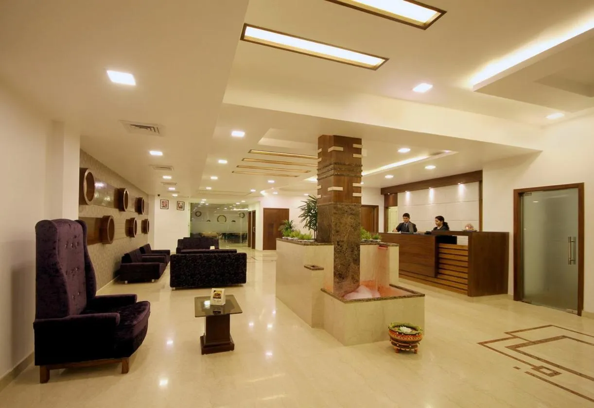 Lobby or reception in Best Western Swing High Katra