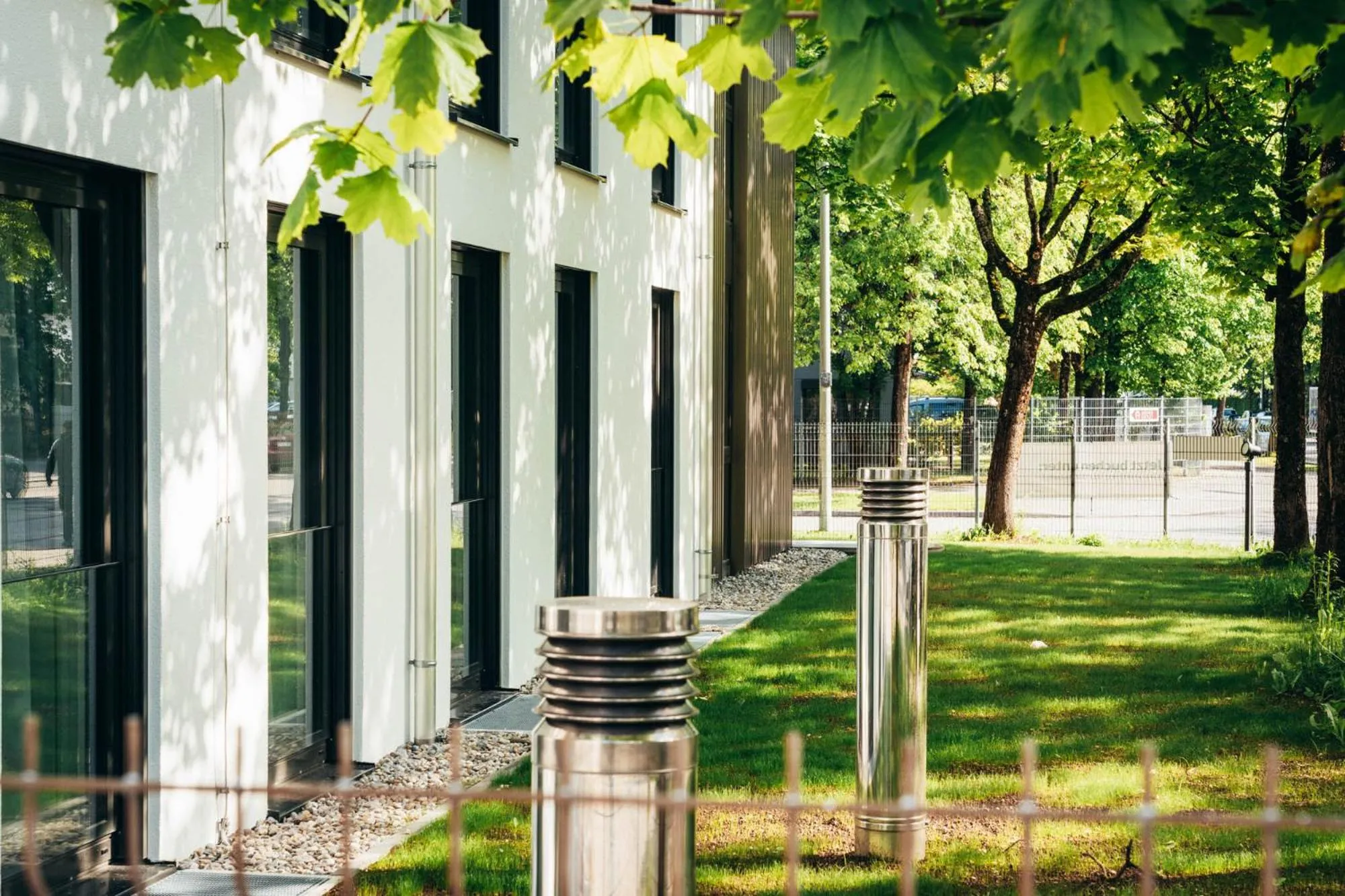 Property building in kalm stay - munich east