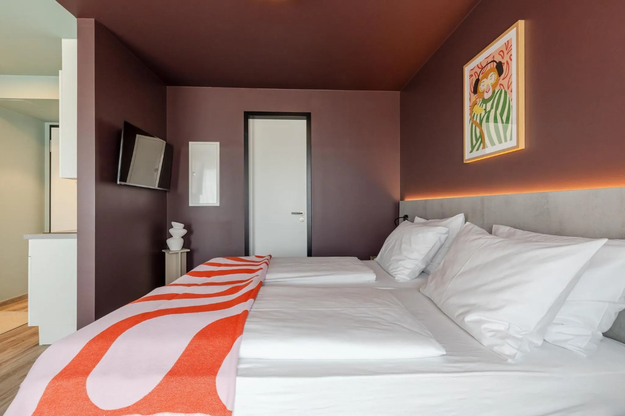 Bedroom, Bed in kalm stay - munich east