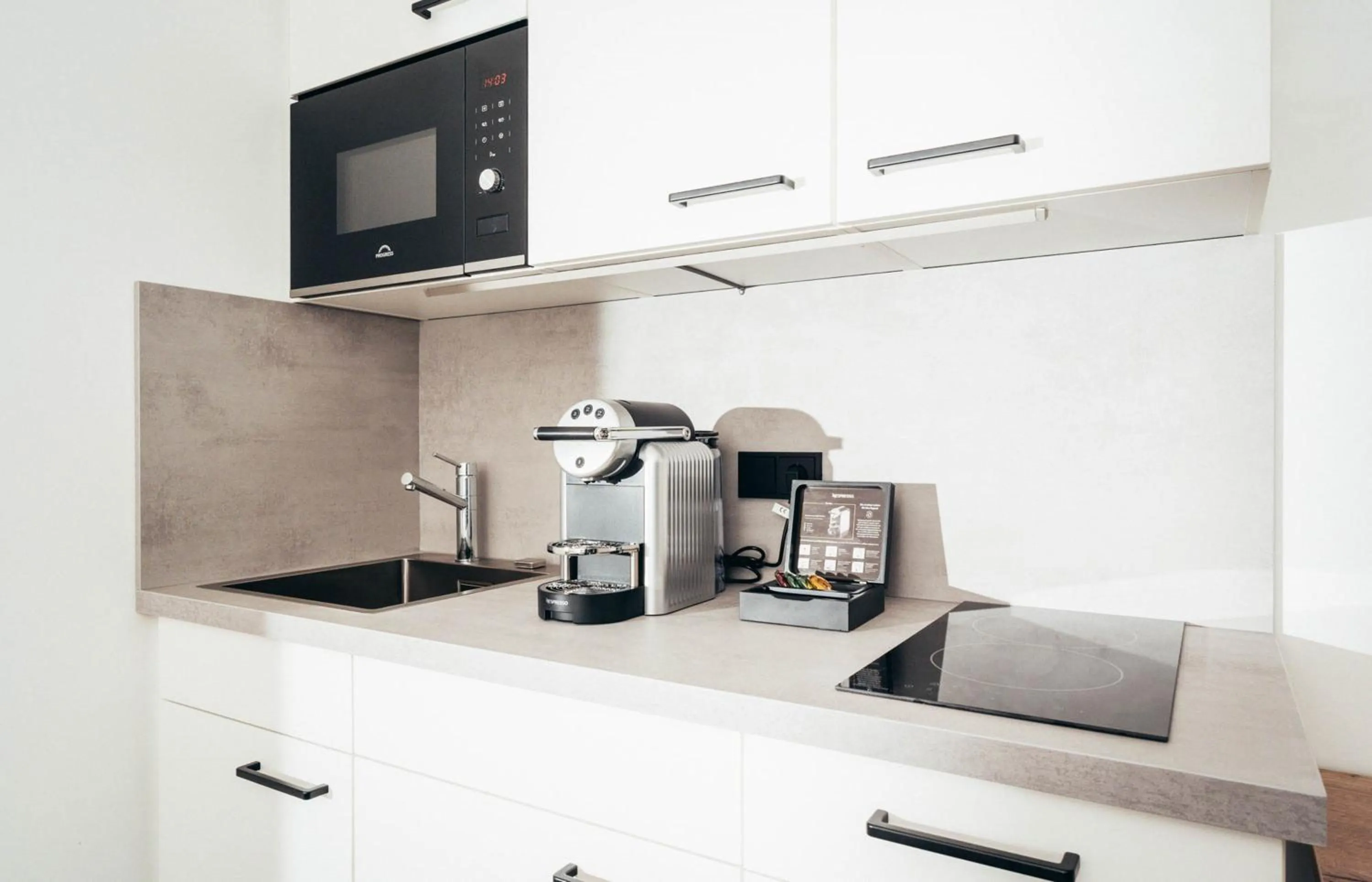 Coffee/tea facilities in kalm stay - munich east