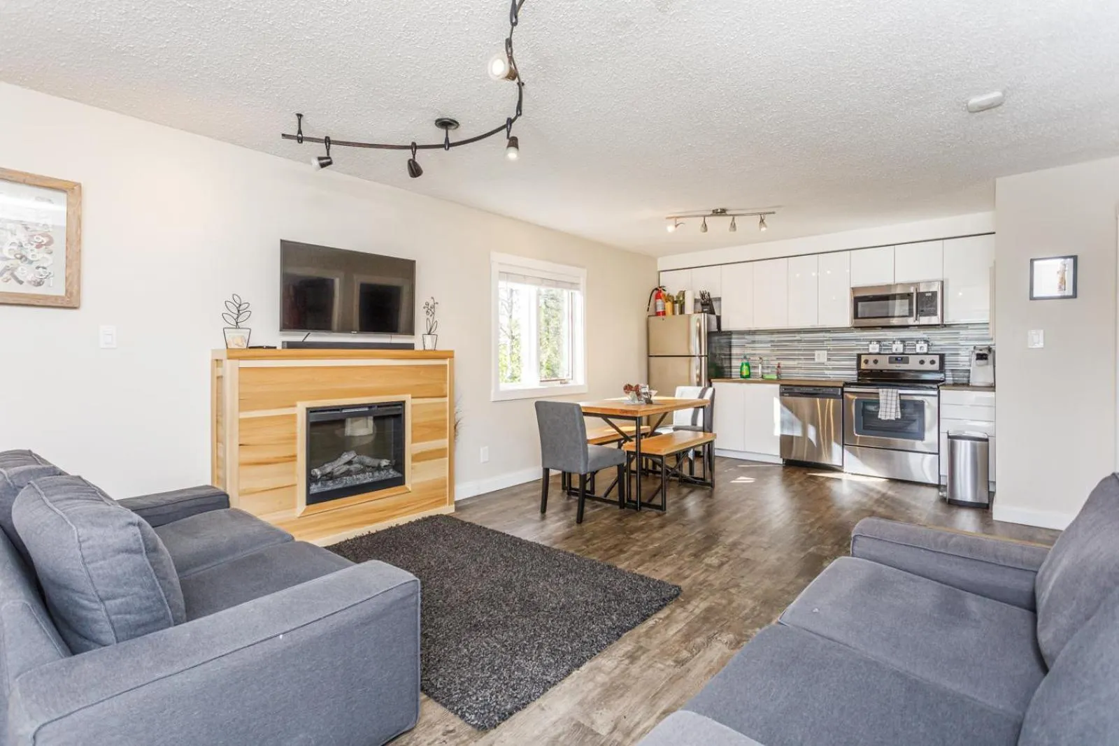 Cozy Collingwood Retreat 80204