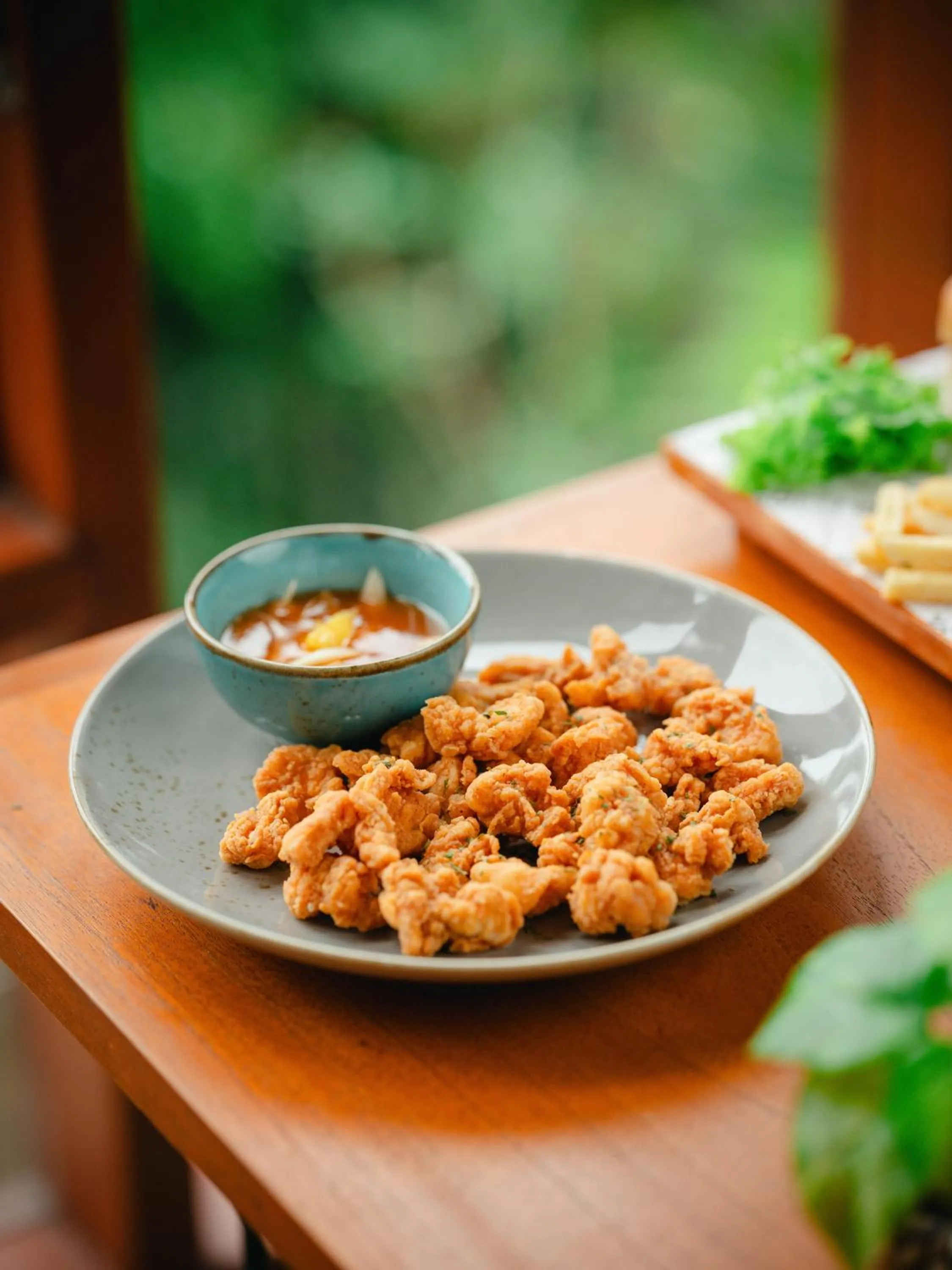 Restaurant/places to eat in Artha Cottages