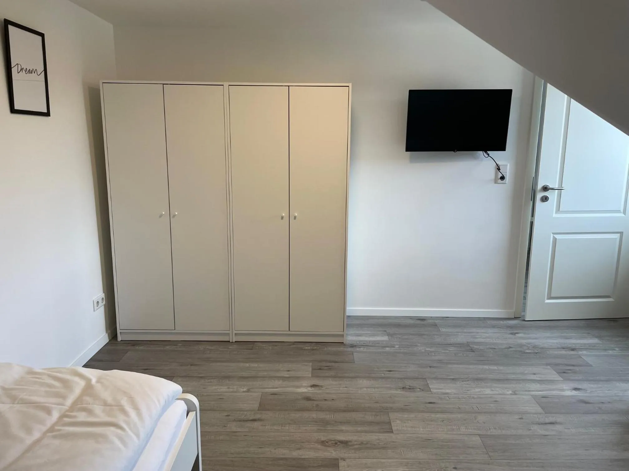 TV and multimedia, Bed in Schlafkonzept Hannover