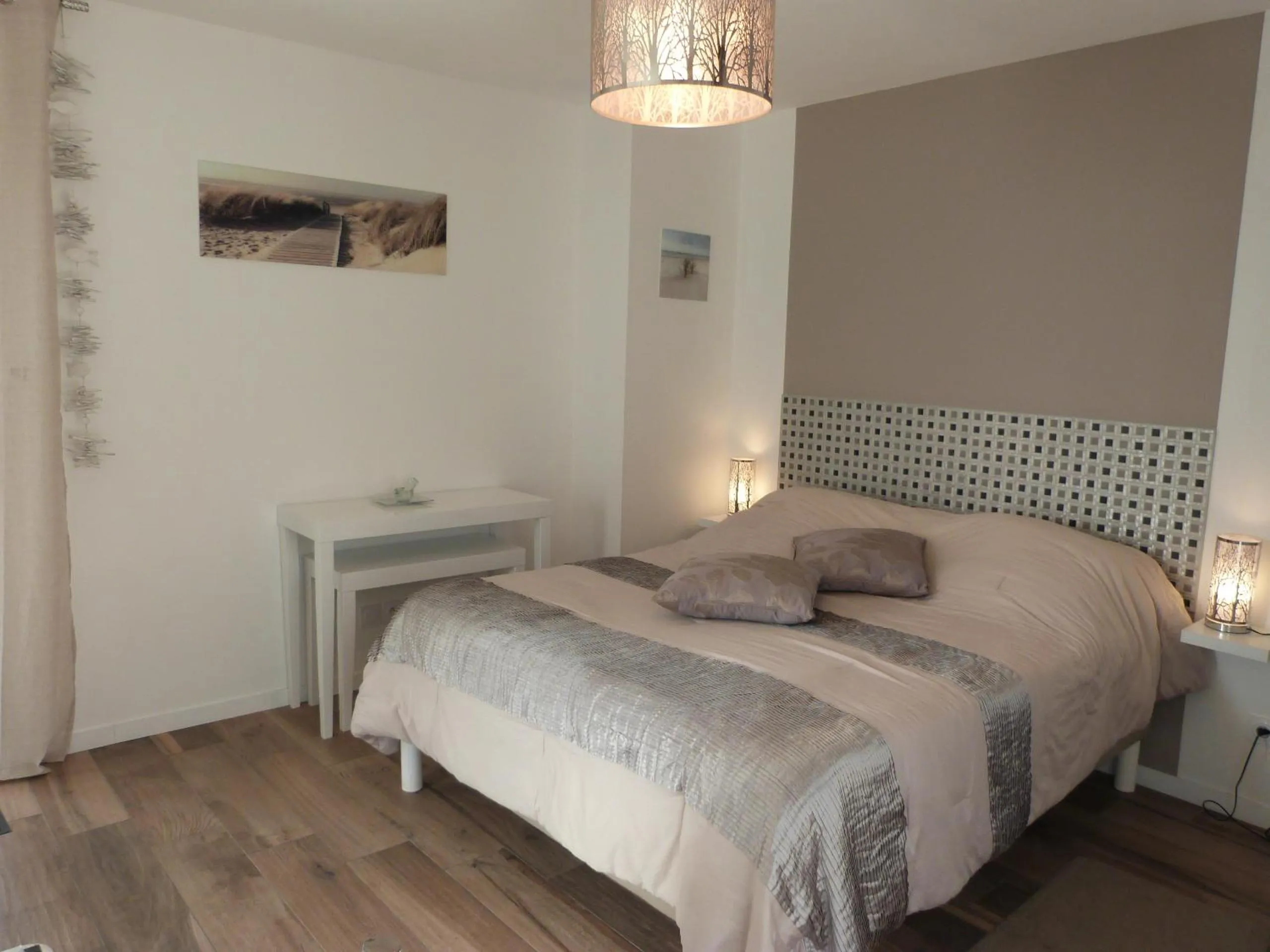 Photo of the whole room in Maison Lucilda