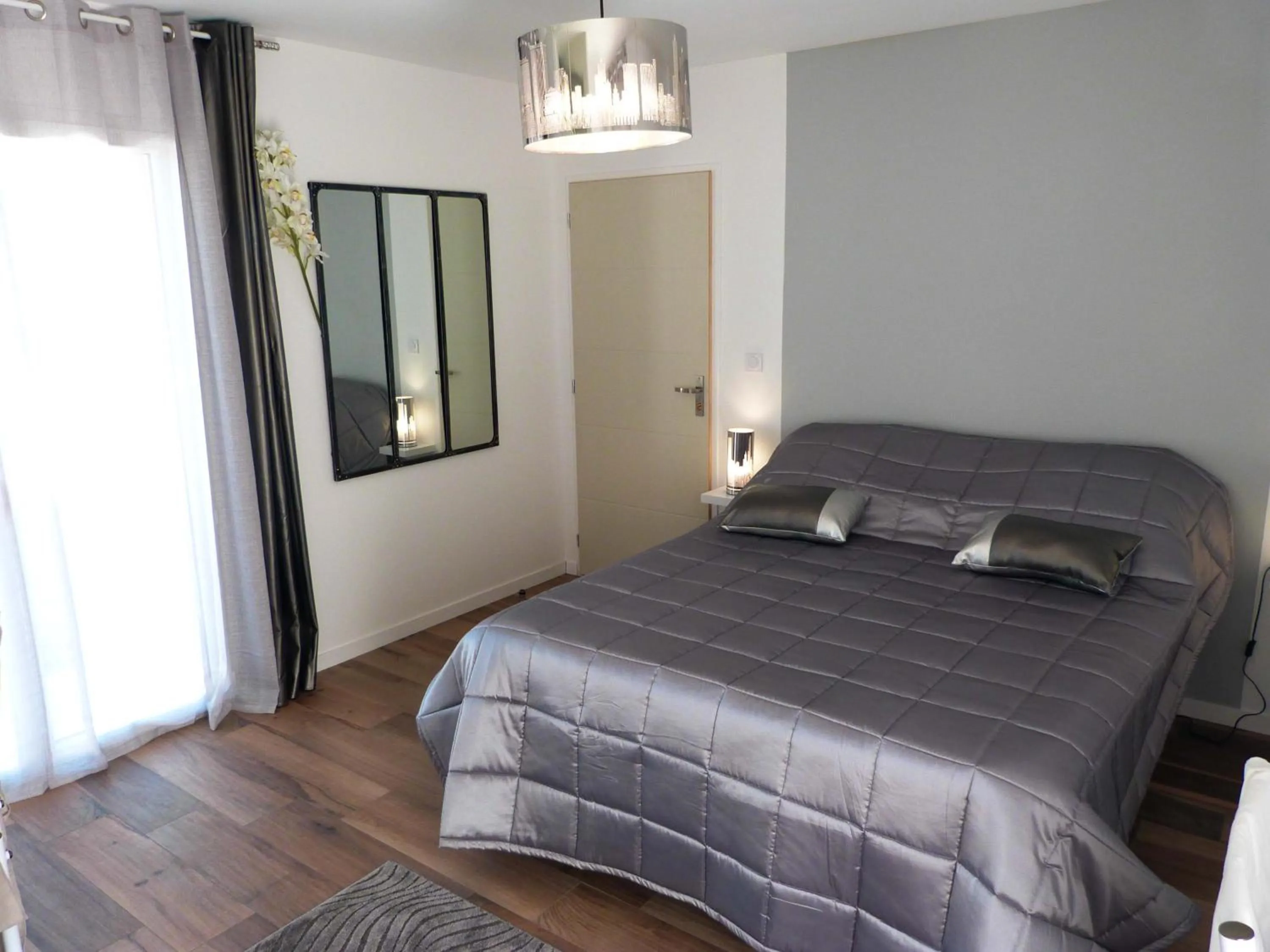 Photo of the whole room in Maison Lucilda