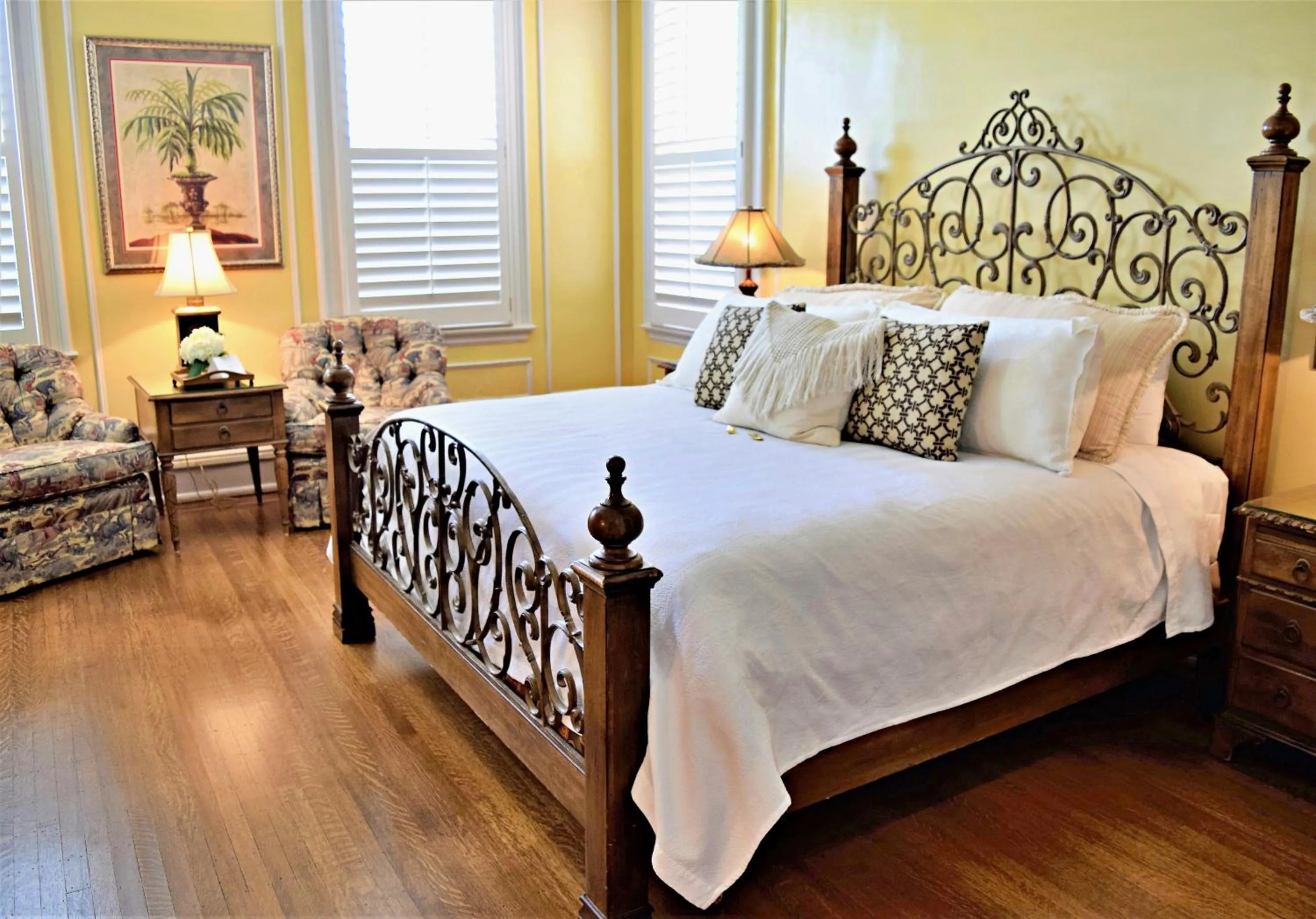 Bedroom, Bed in JH Adams Inn, Trademark Collection by Wyndham